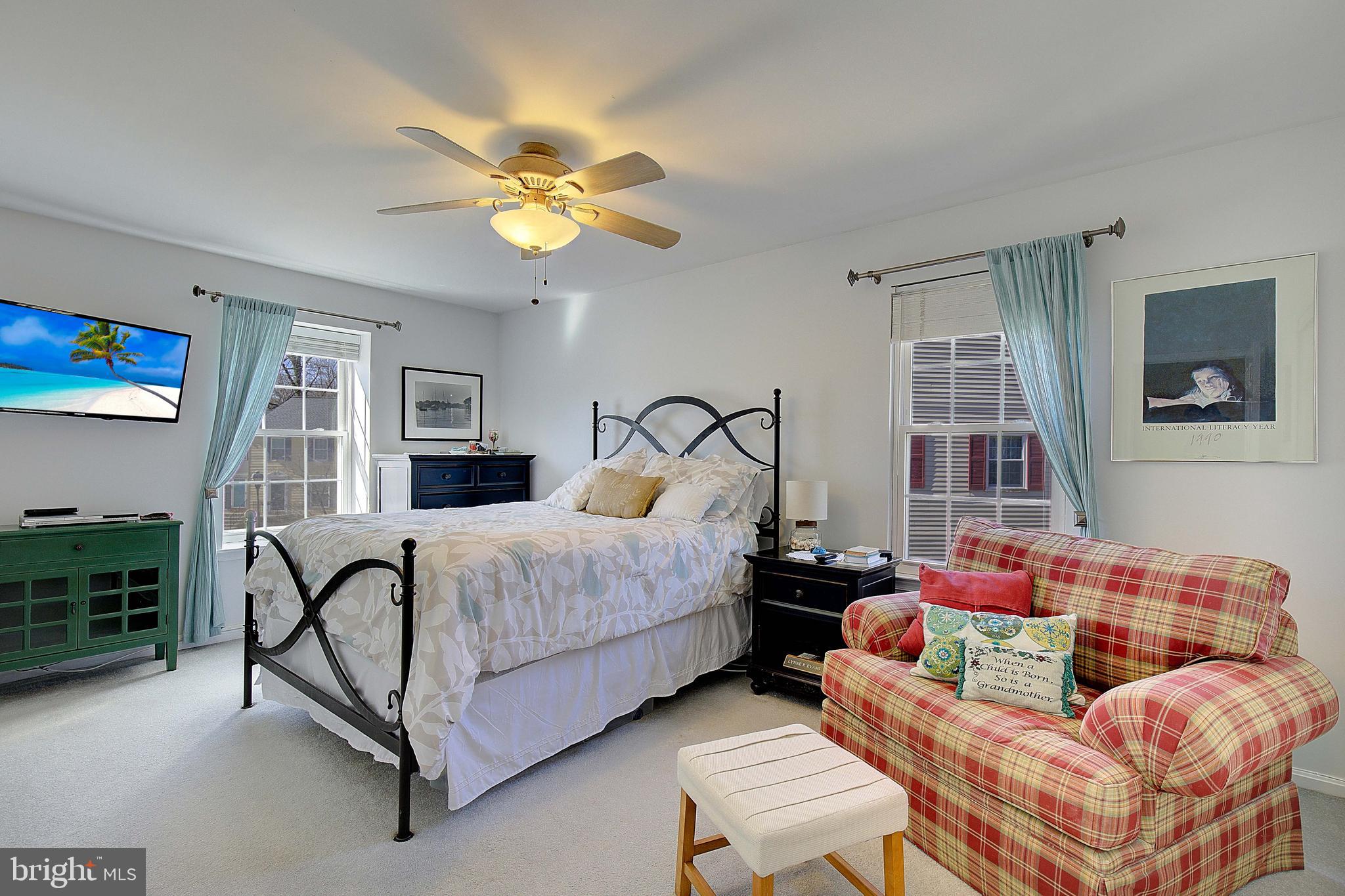 MARINERS POINT - Residential