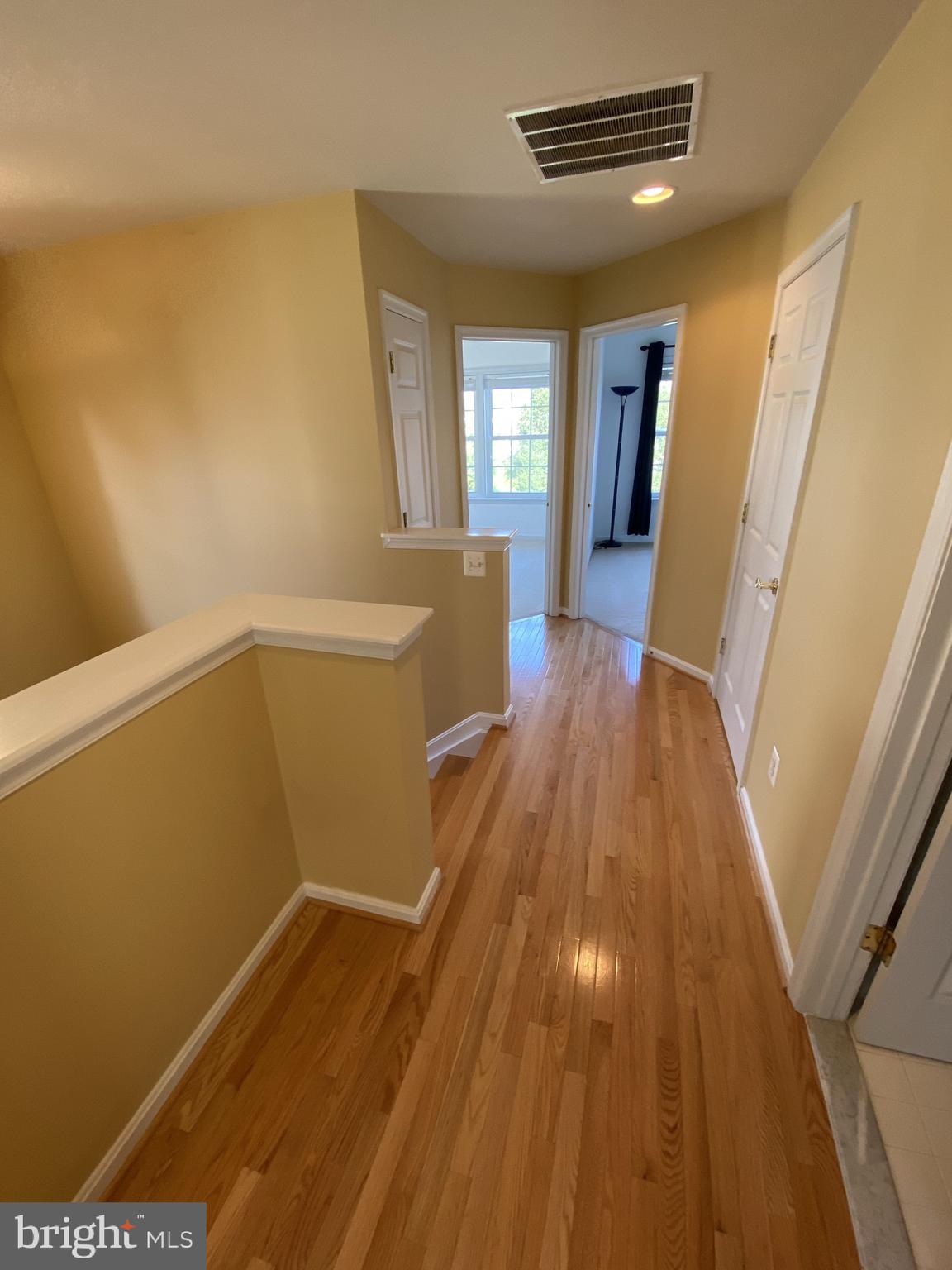 GUNSTON HILL - Residential