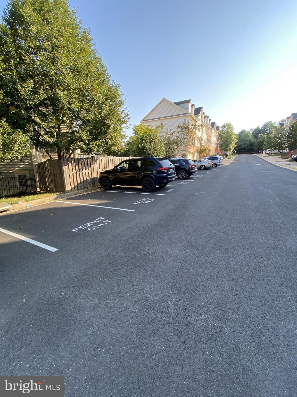 GUNSTON HILL - Residential