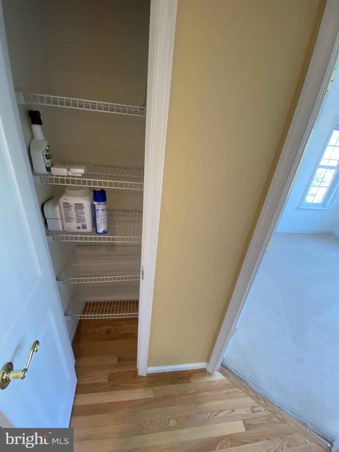 GUNSTON HILL - Residential