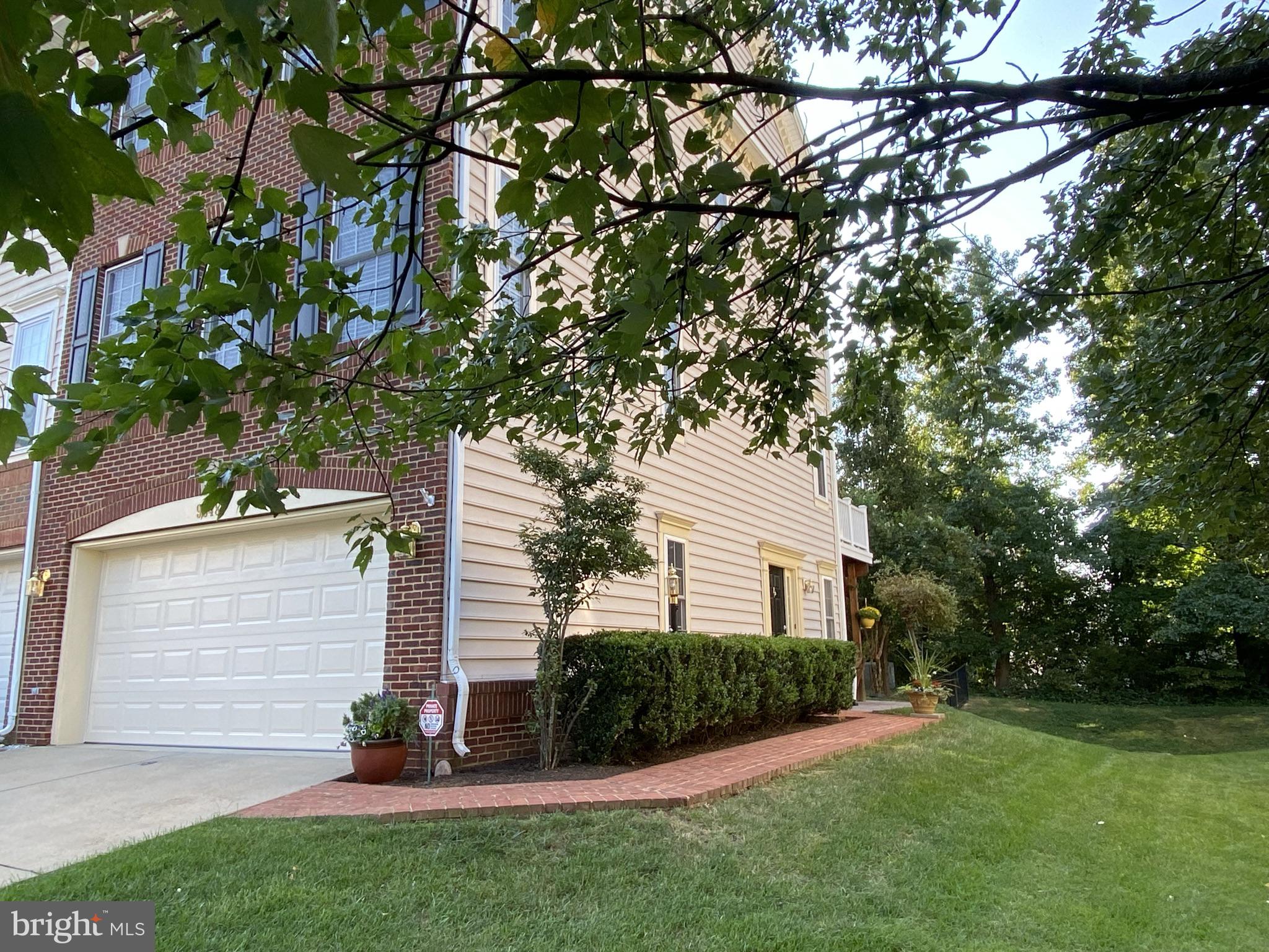 GUNSTON HILL - Residential