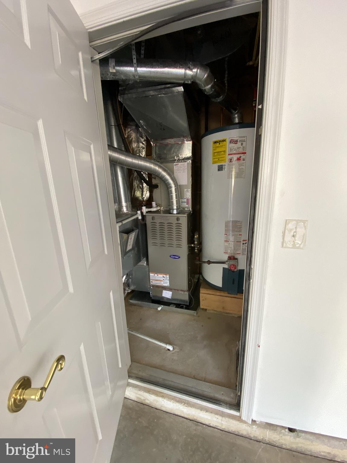 GUNSTON HILL - Residential