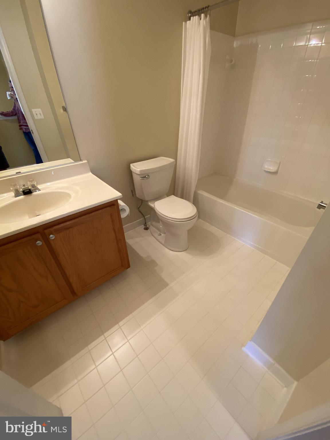 GUNSTON HILL - Residential