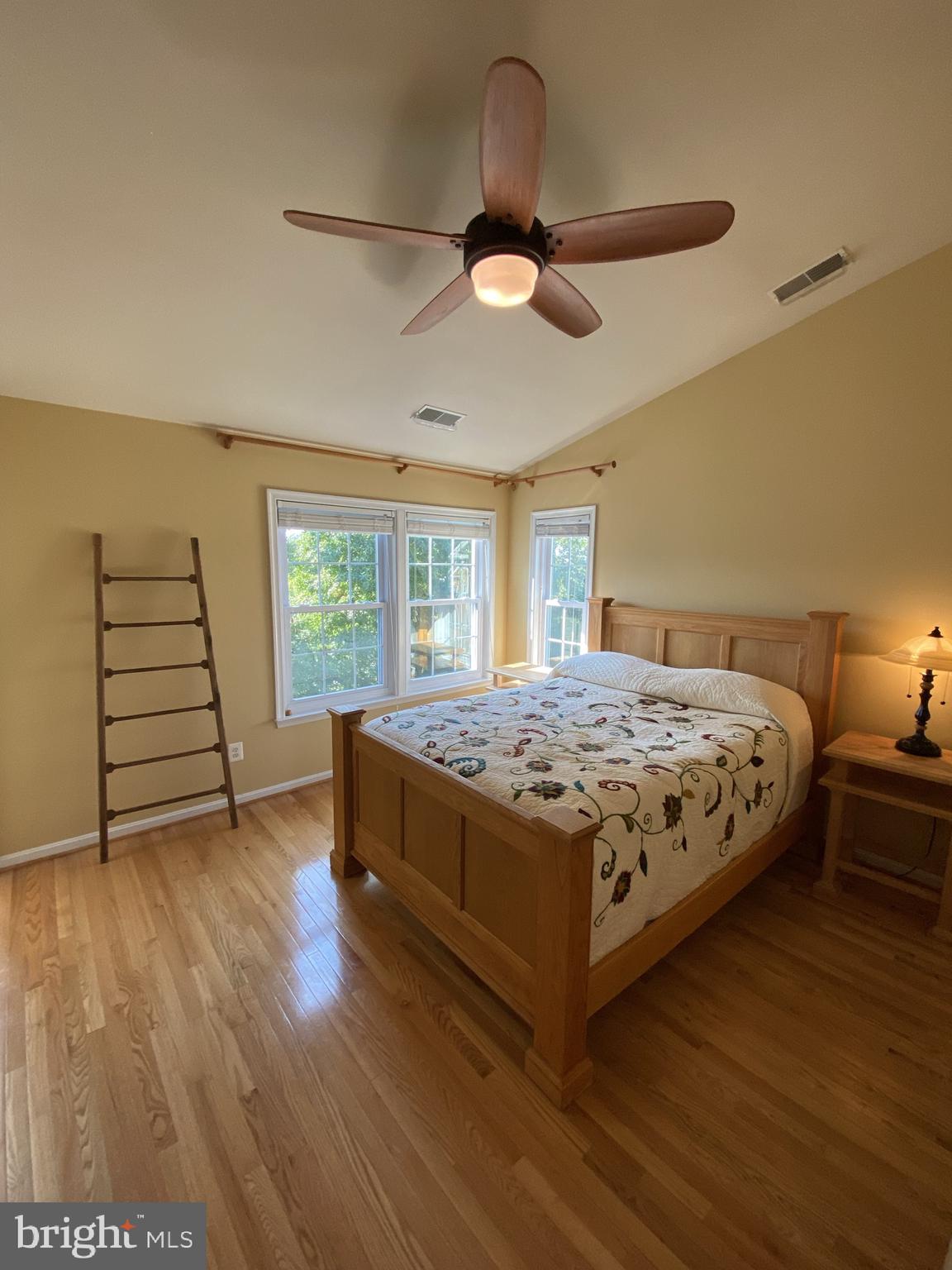 GUNSTON HILL - Residential