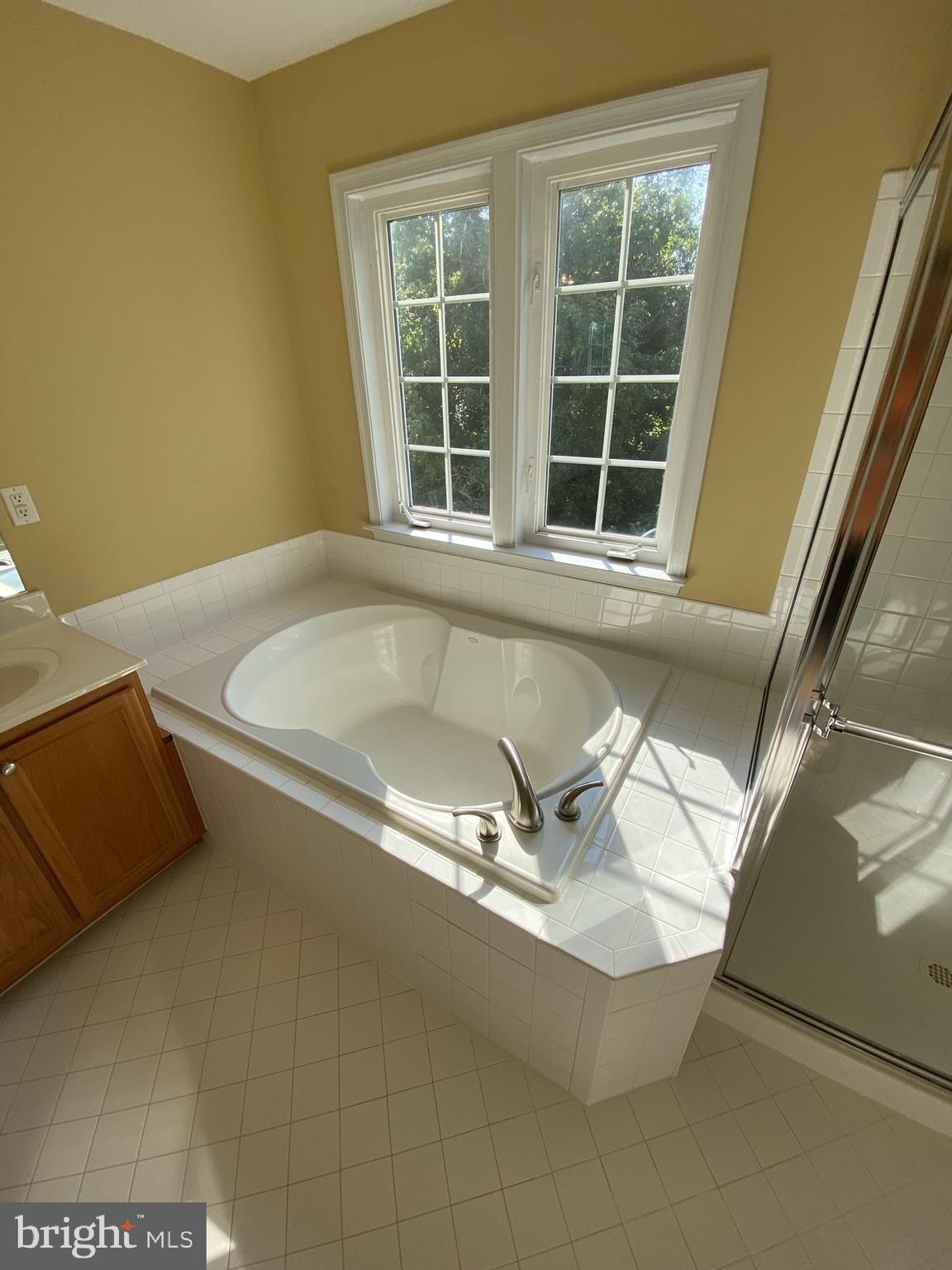 GUNSTON HILL - Residential