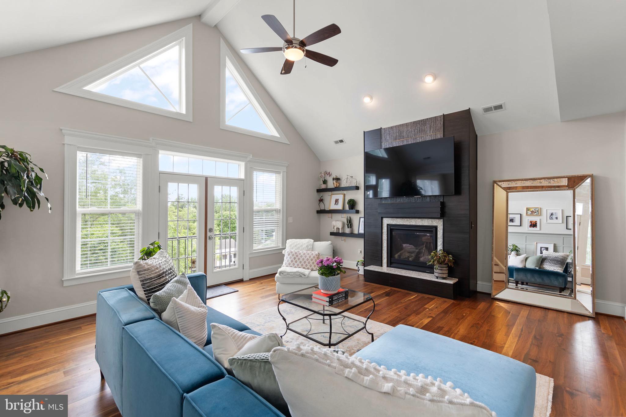 WINCHESTER CITY - Residential