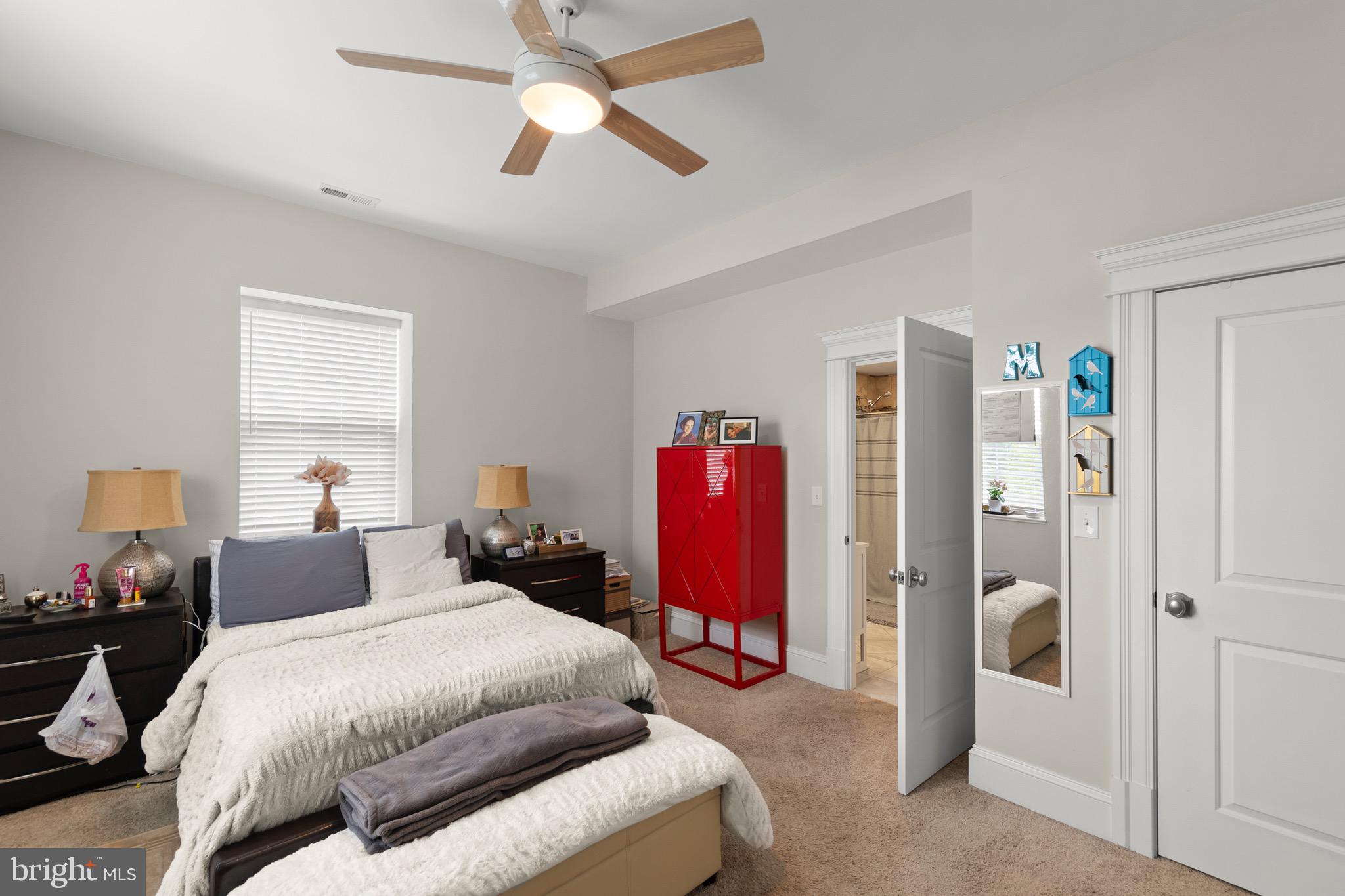 WINCHESTER CITY - Residential