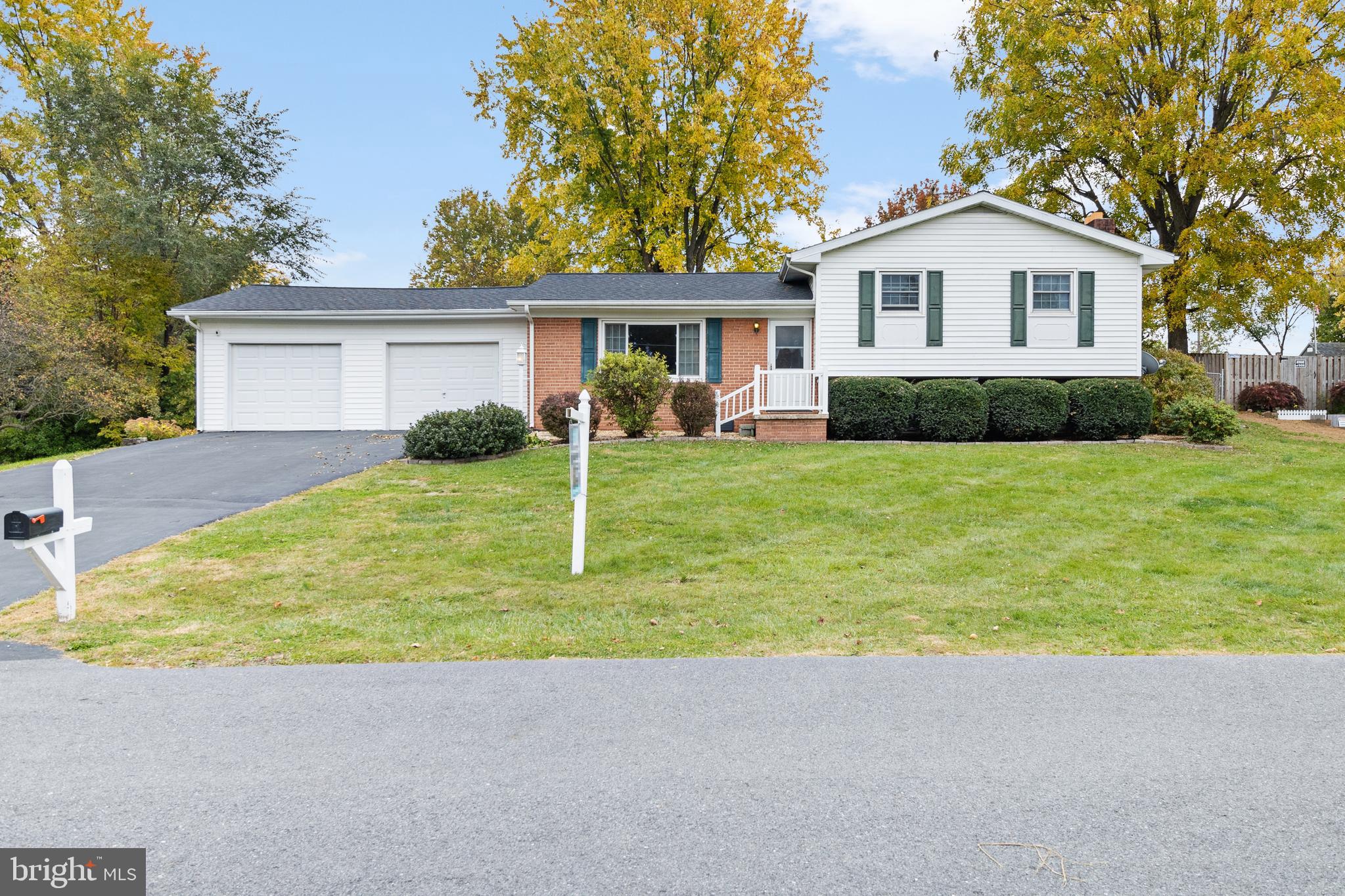 PIKEVIEW ACRES WEST - Residential