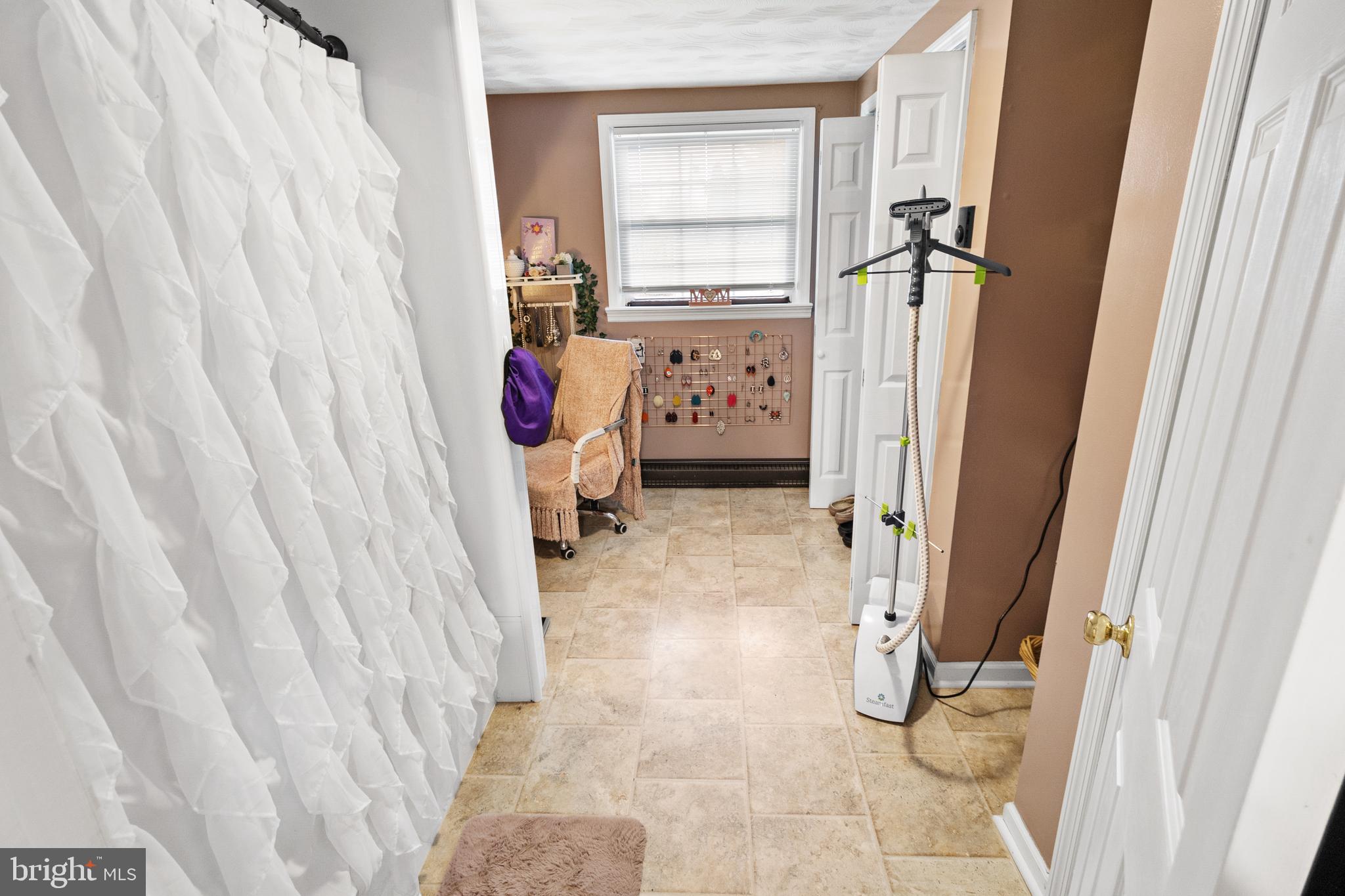 PIKEVIEW ACRES WEST - Residential