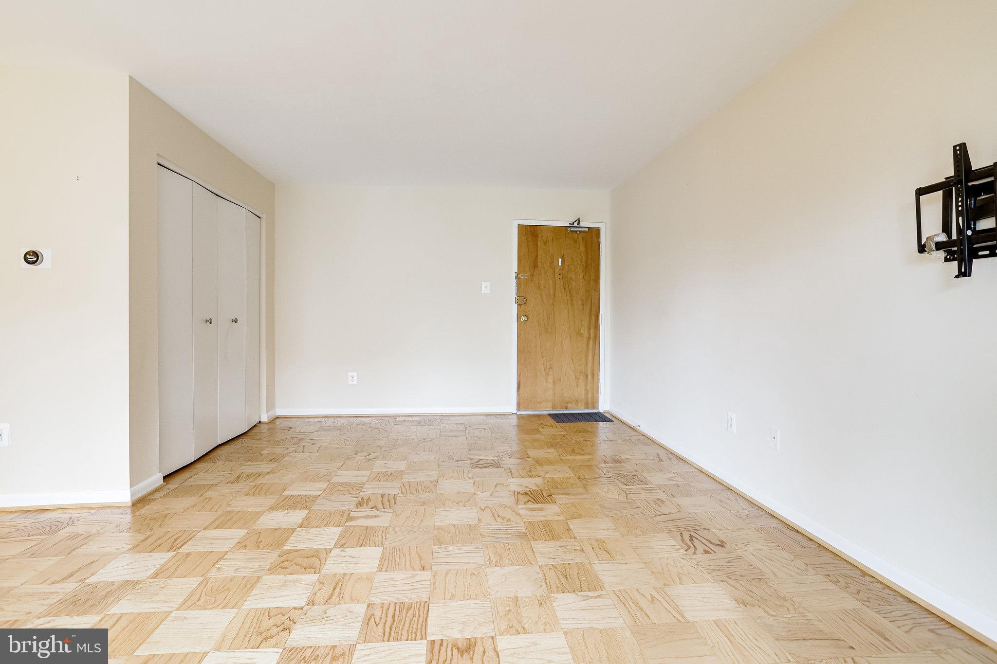 BALMORAL - Residential Lease