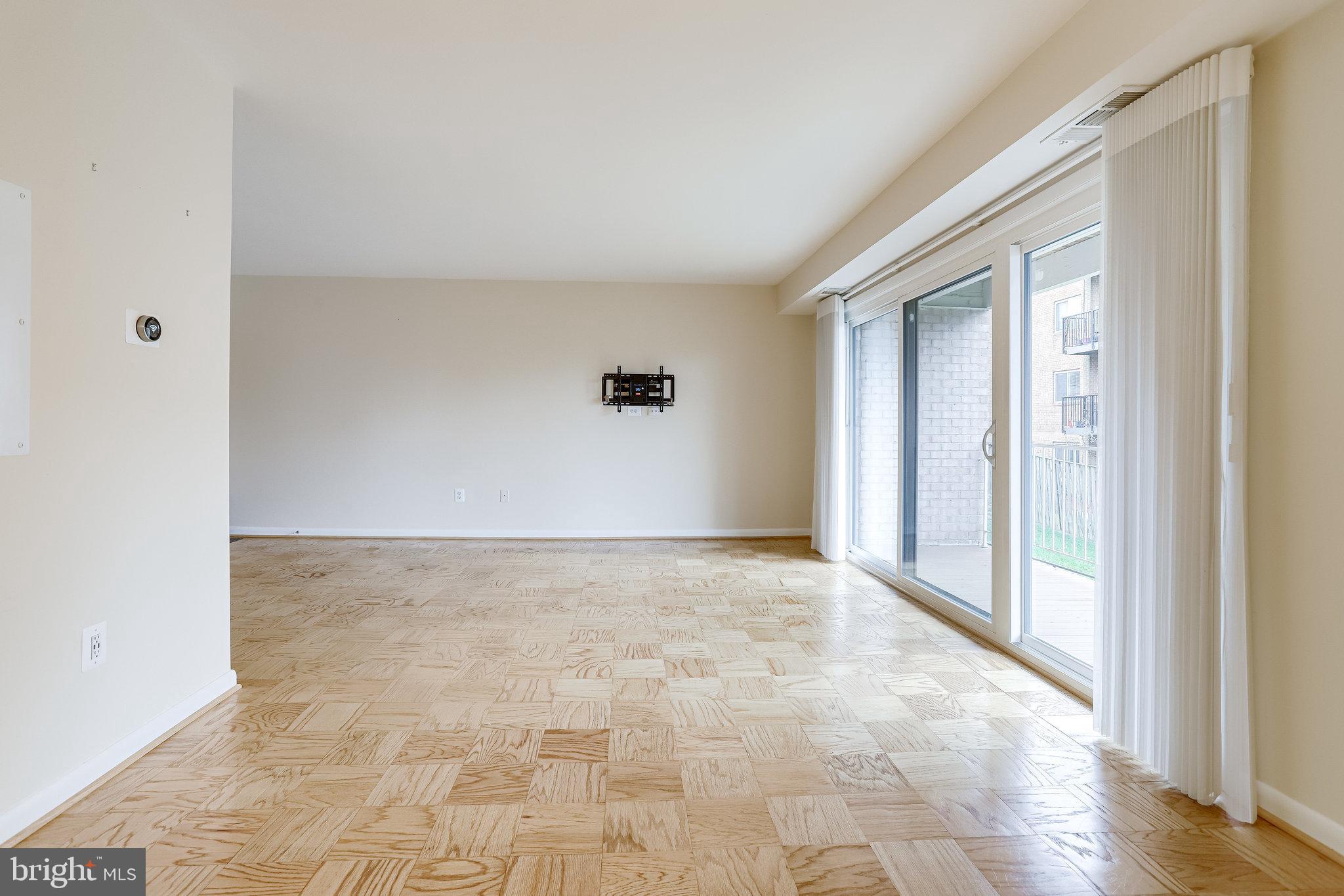 BALMORAL - Residential Lease