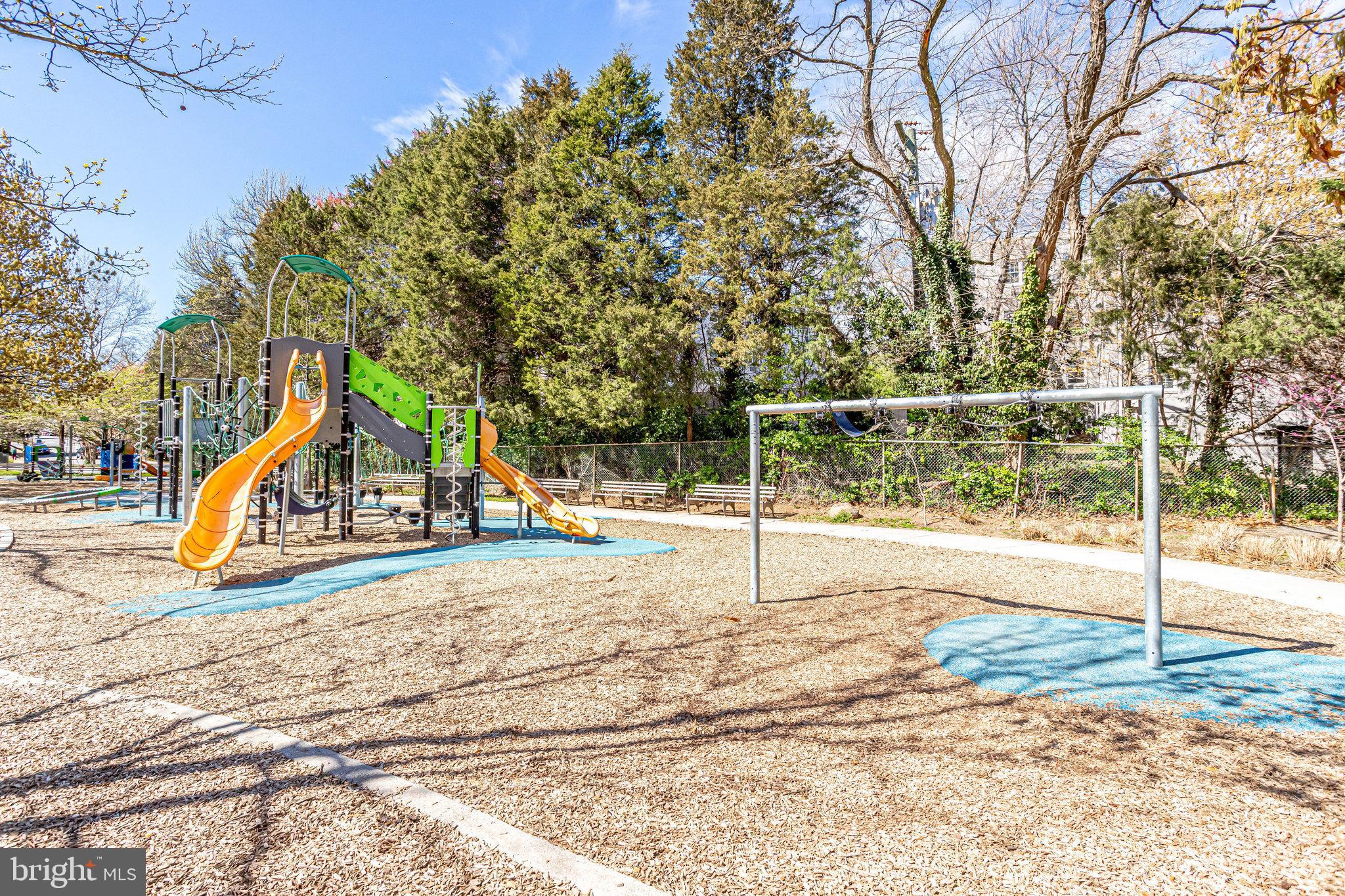 BALMORAL - Residential Lease