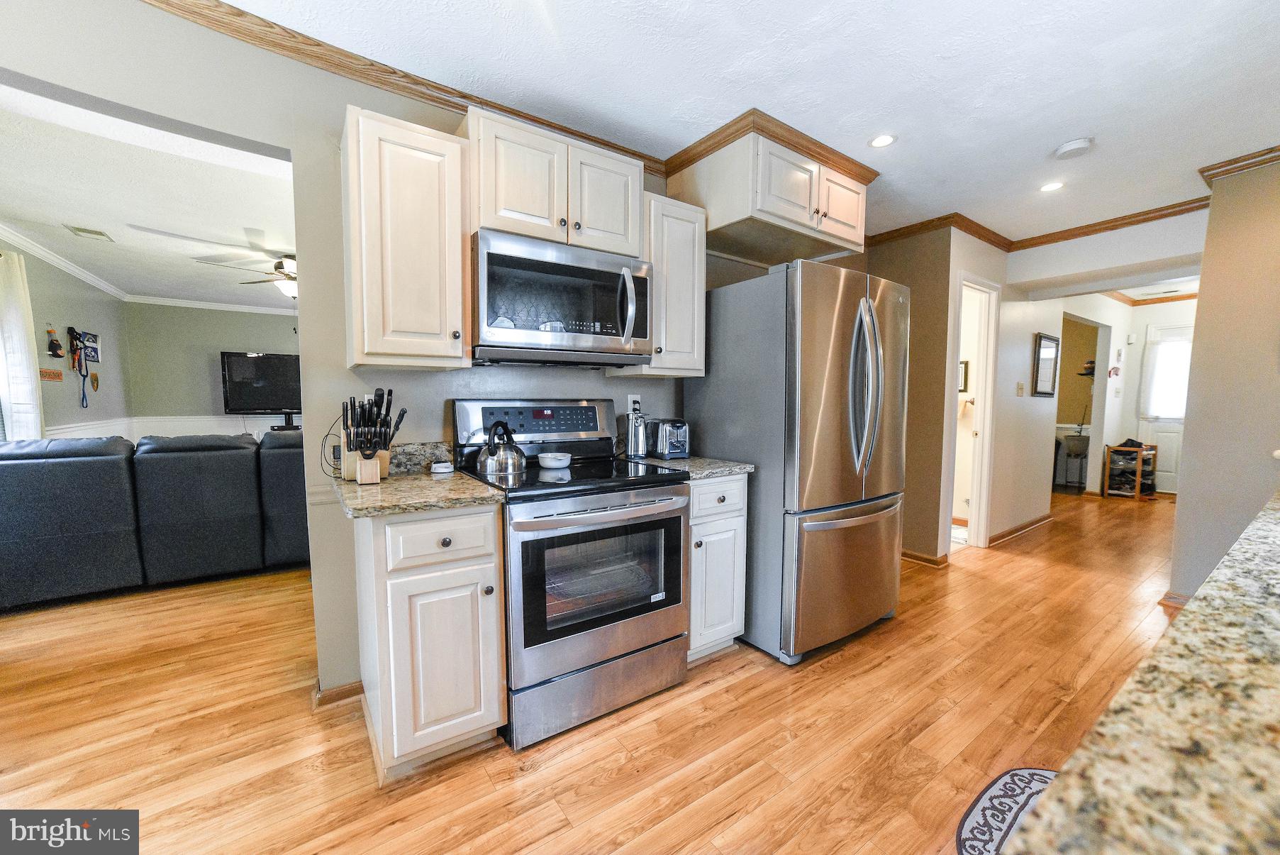 HAMPSHIRE - Residential