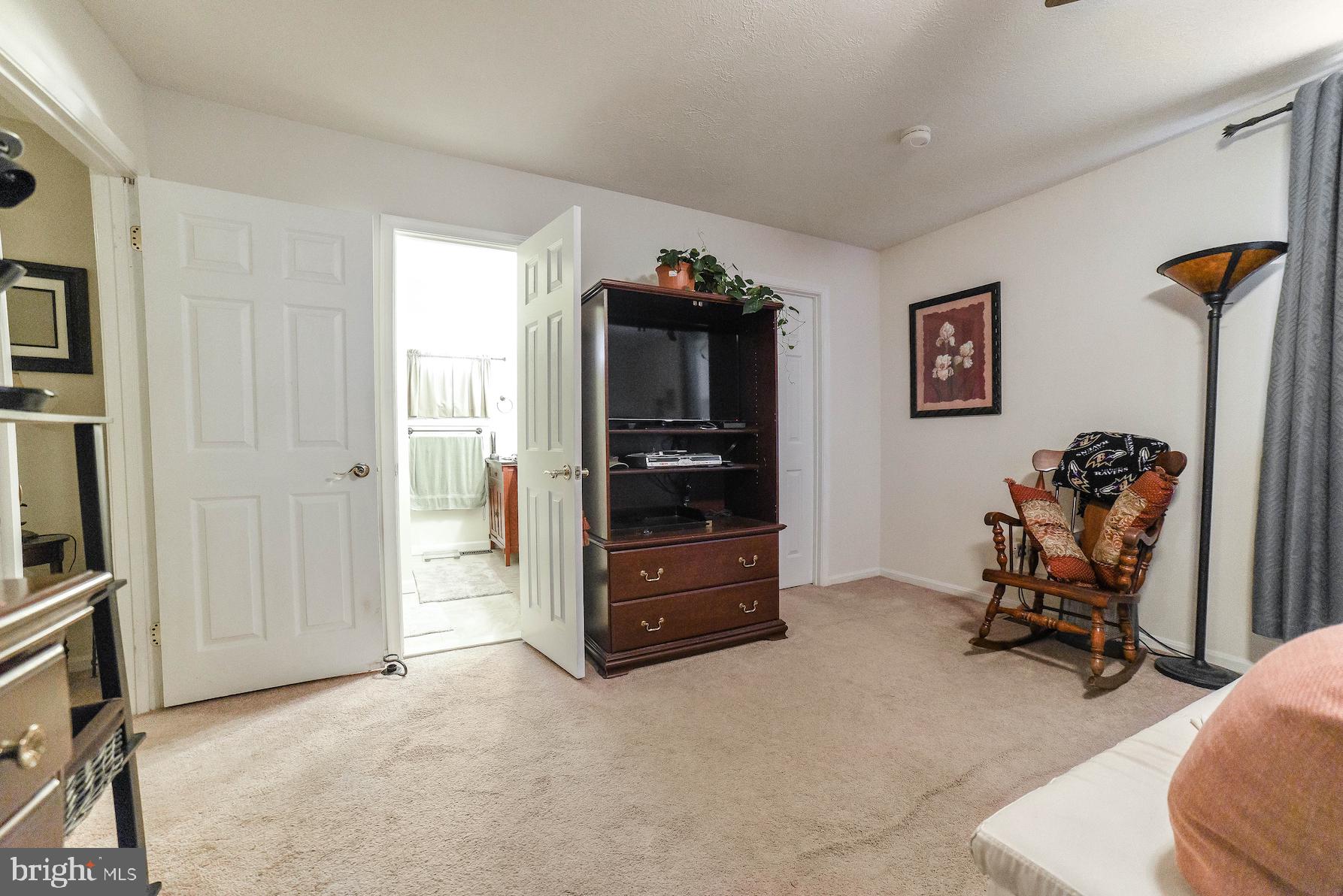 HAMPSHIRE - Residential