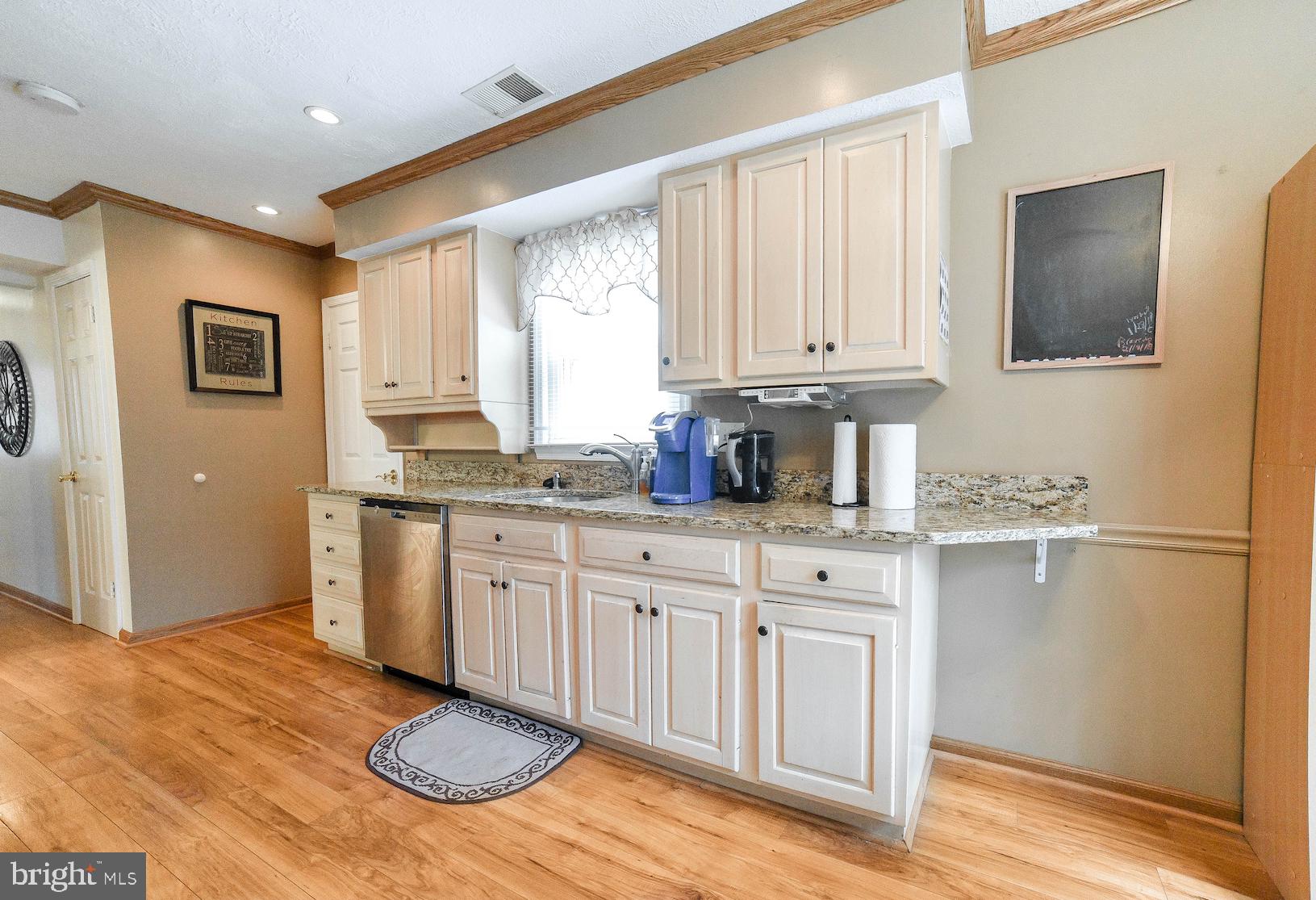 HAMPSHIRE - Residential