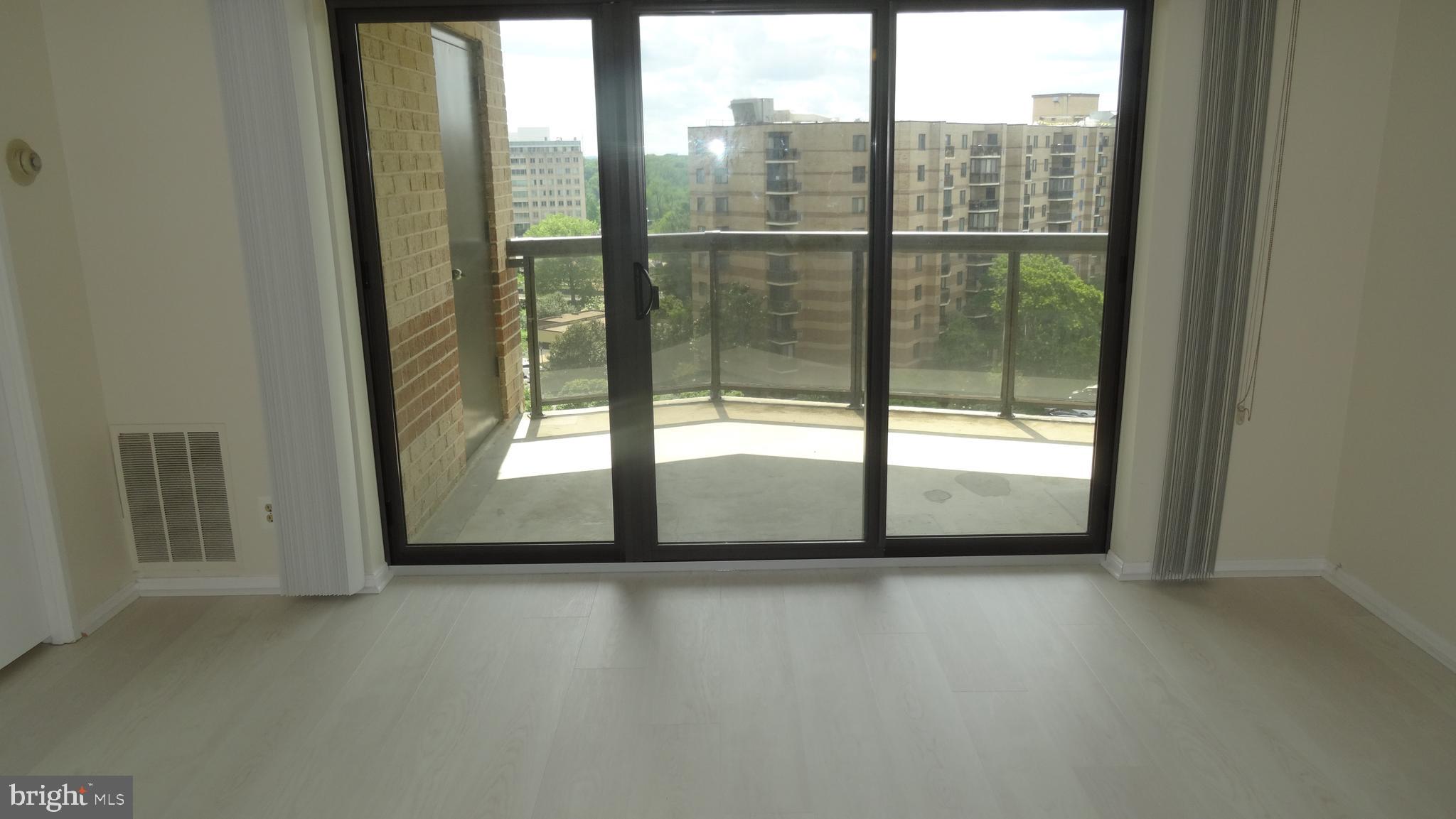 ROTONDA - Residential Lease