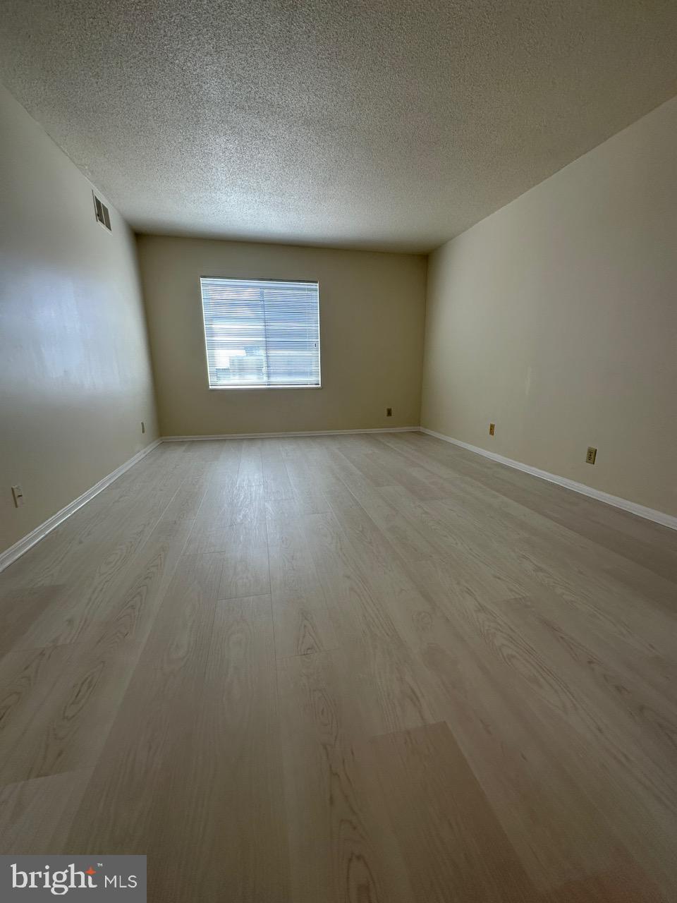 ROTONDA - Residential Lease