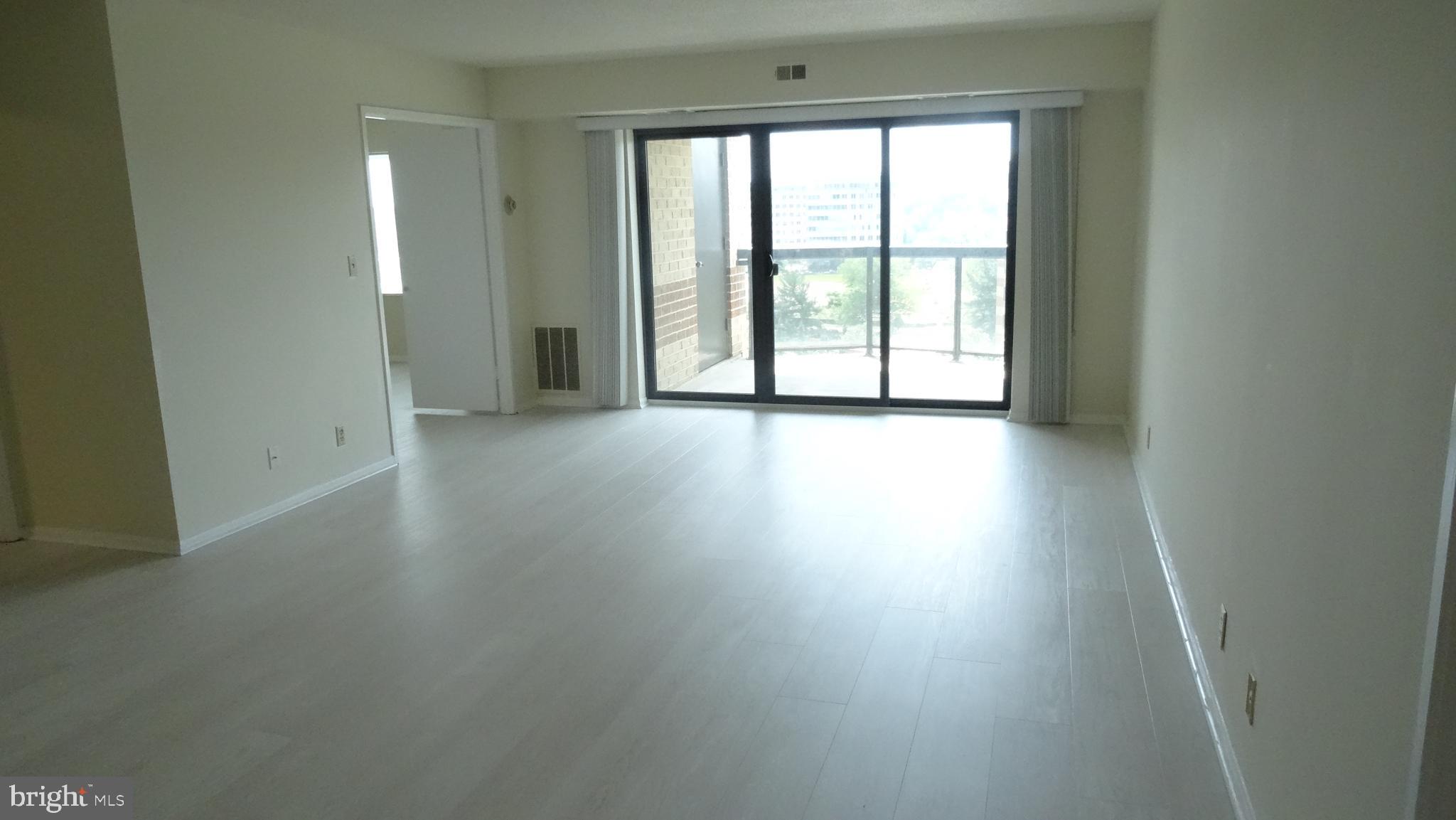 ROTONDA - Residential Lease