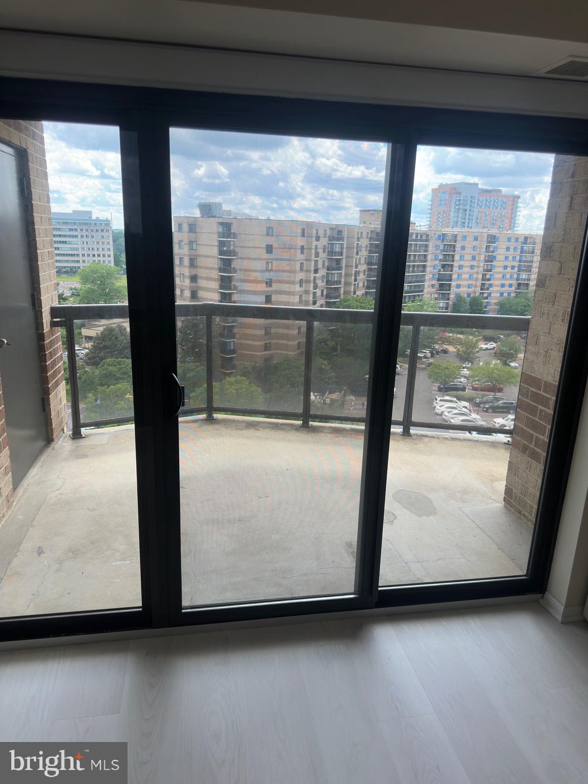 ROTONDA - Residential Lease