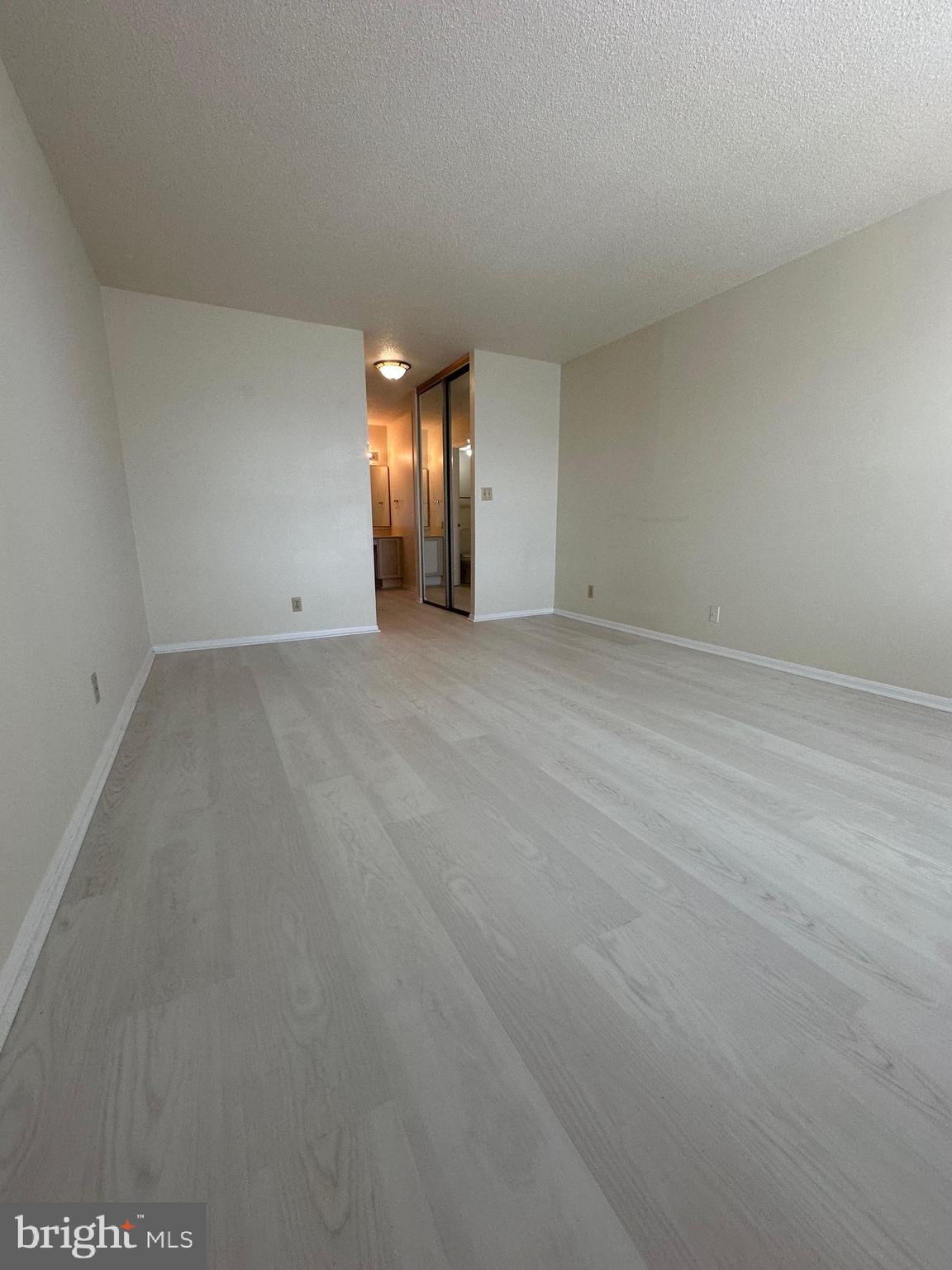 ROTONDA - Residential Lease