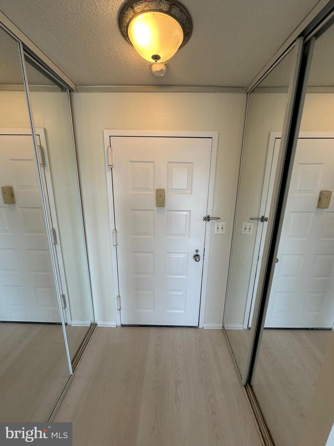 ROTONDA - Residential Lease