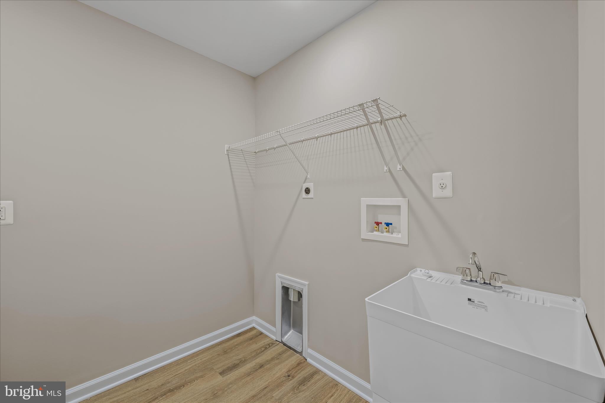 THE LAKES AT MARTINSBURG - Residential