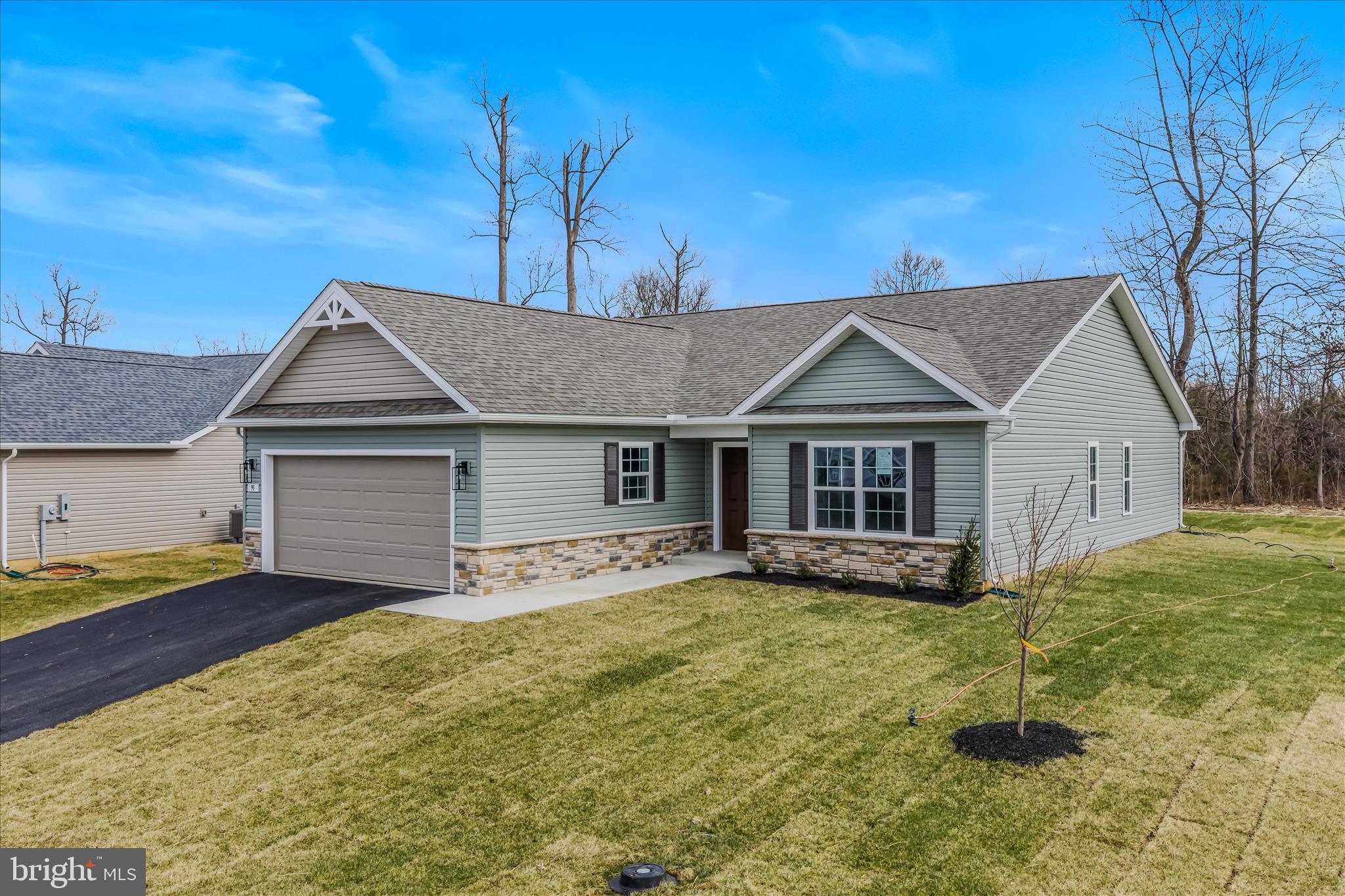 THE LAKES AT MARTINSBURG - Residential