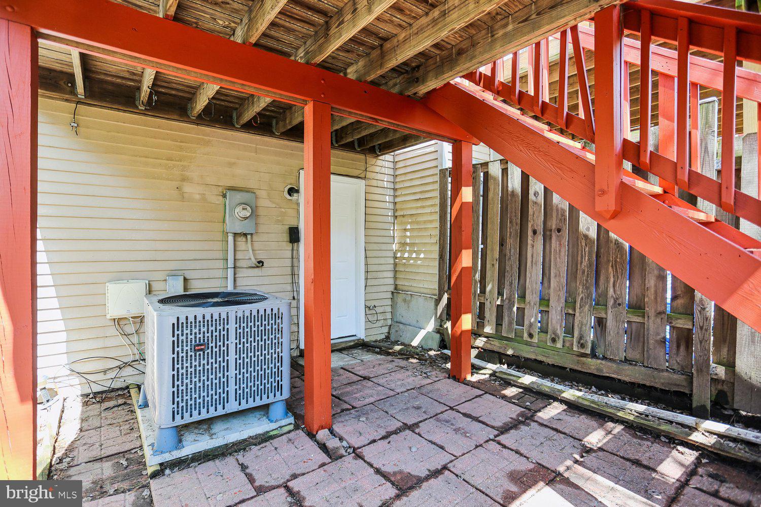 GUNNERS LAKE VILLAGE - Residential