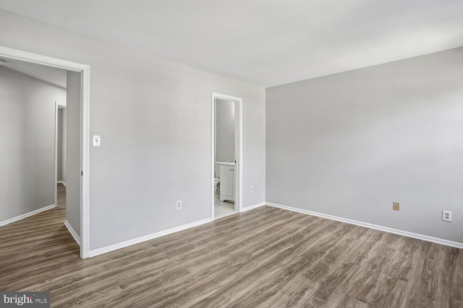 GUNNERS LAKE VILLAGE - Residential