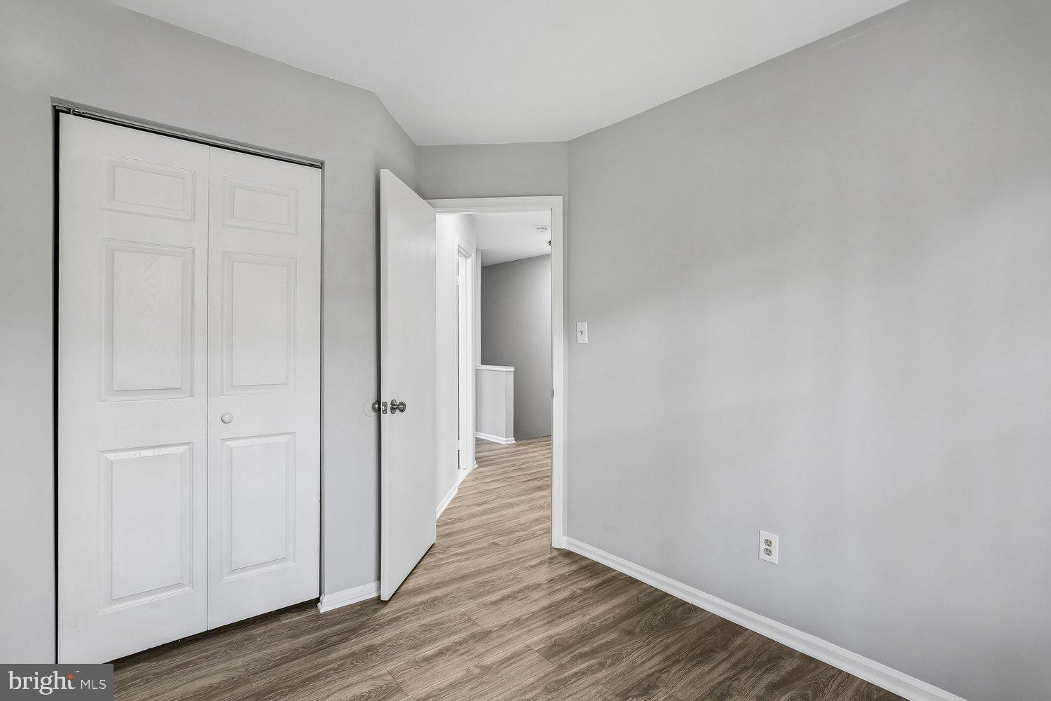 GUNNERS LAKE VILLAGE - Residential