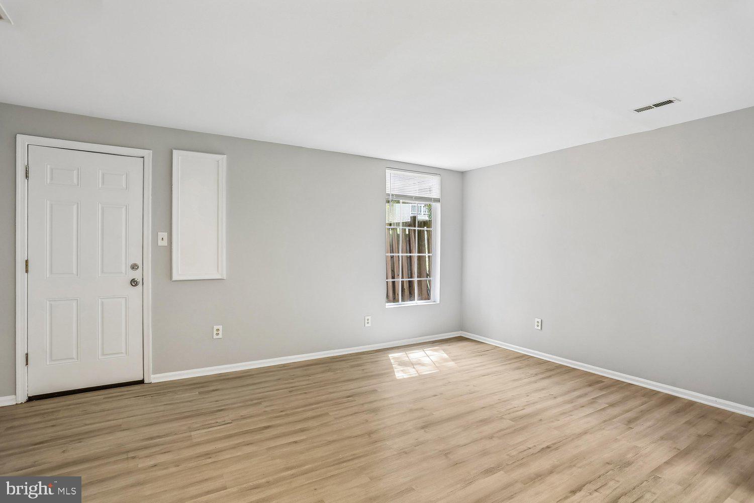 GUNNERS LAKE VILLAGE - Residential