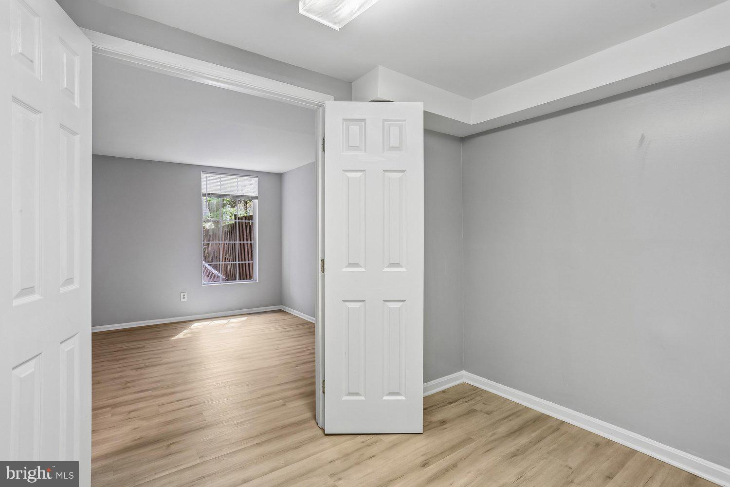 GUNNERS LAKE VILLAGE - Residential