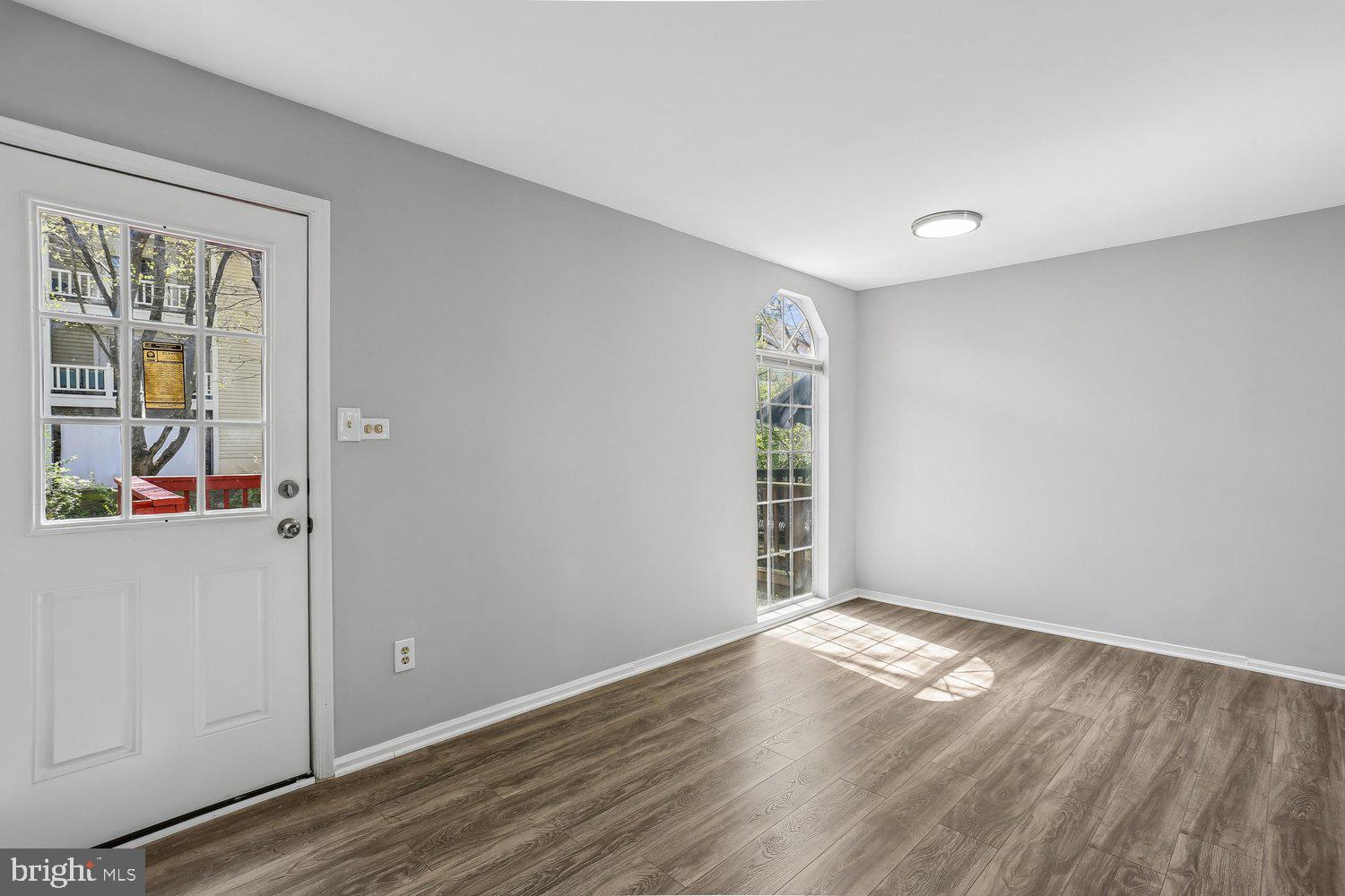 GUNNERS LAKE VILLAGE - Residential