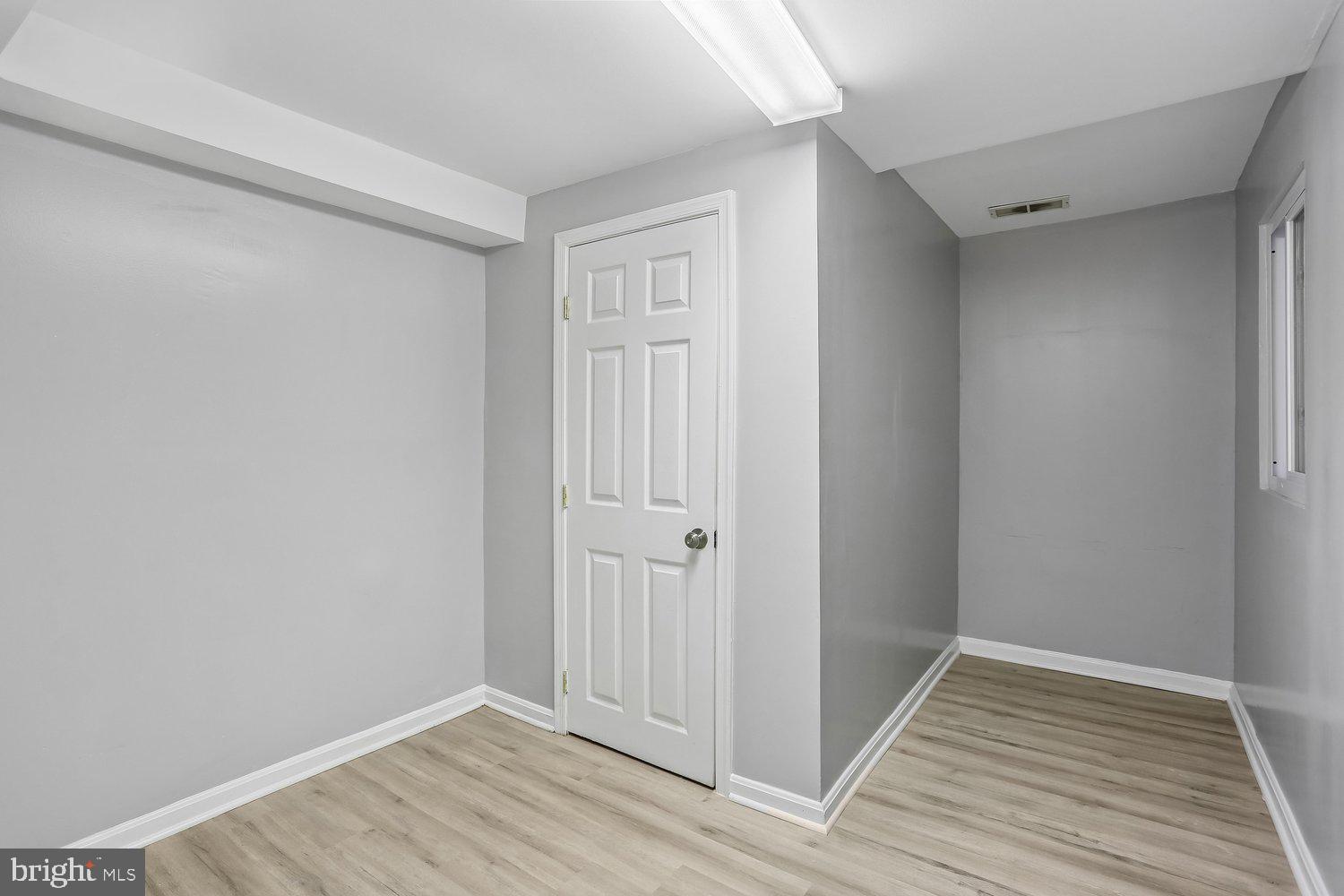 GUNNERS LAKE VILLAGE - Residential