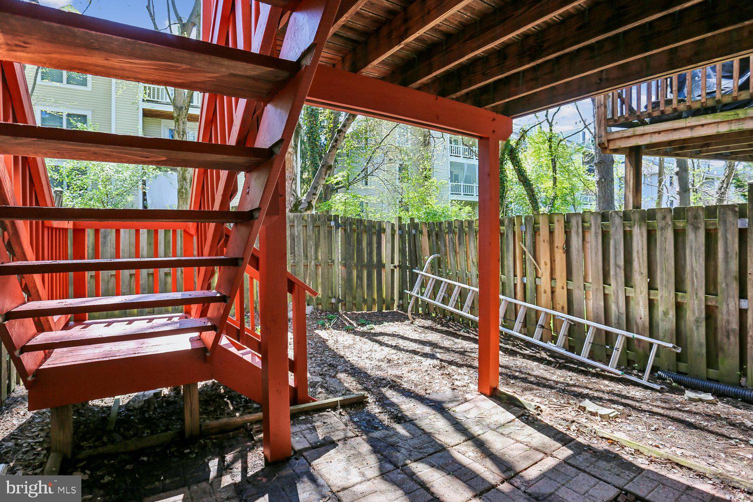 GUNNERS LAKE VILLAGE - Residential