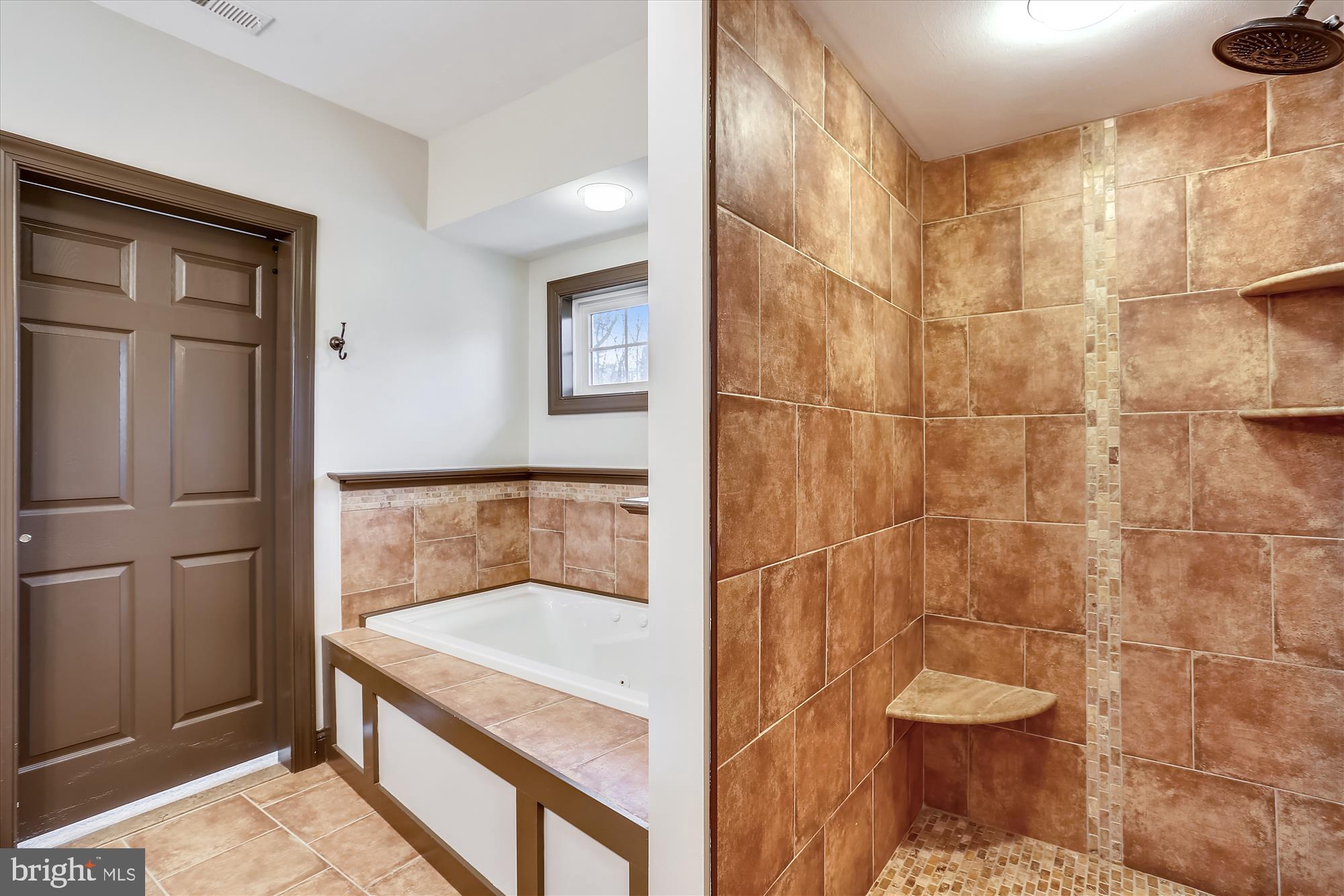 DRUMELDRA HILLS - Residential