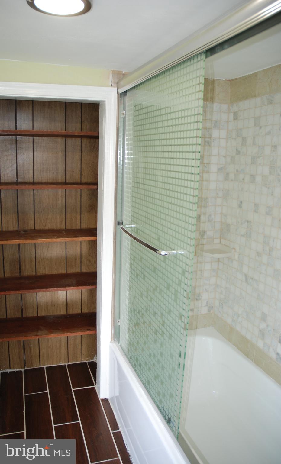 BRUNSWICK - Residential