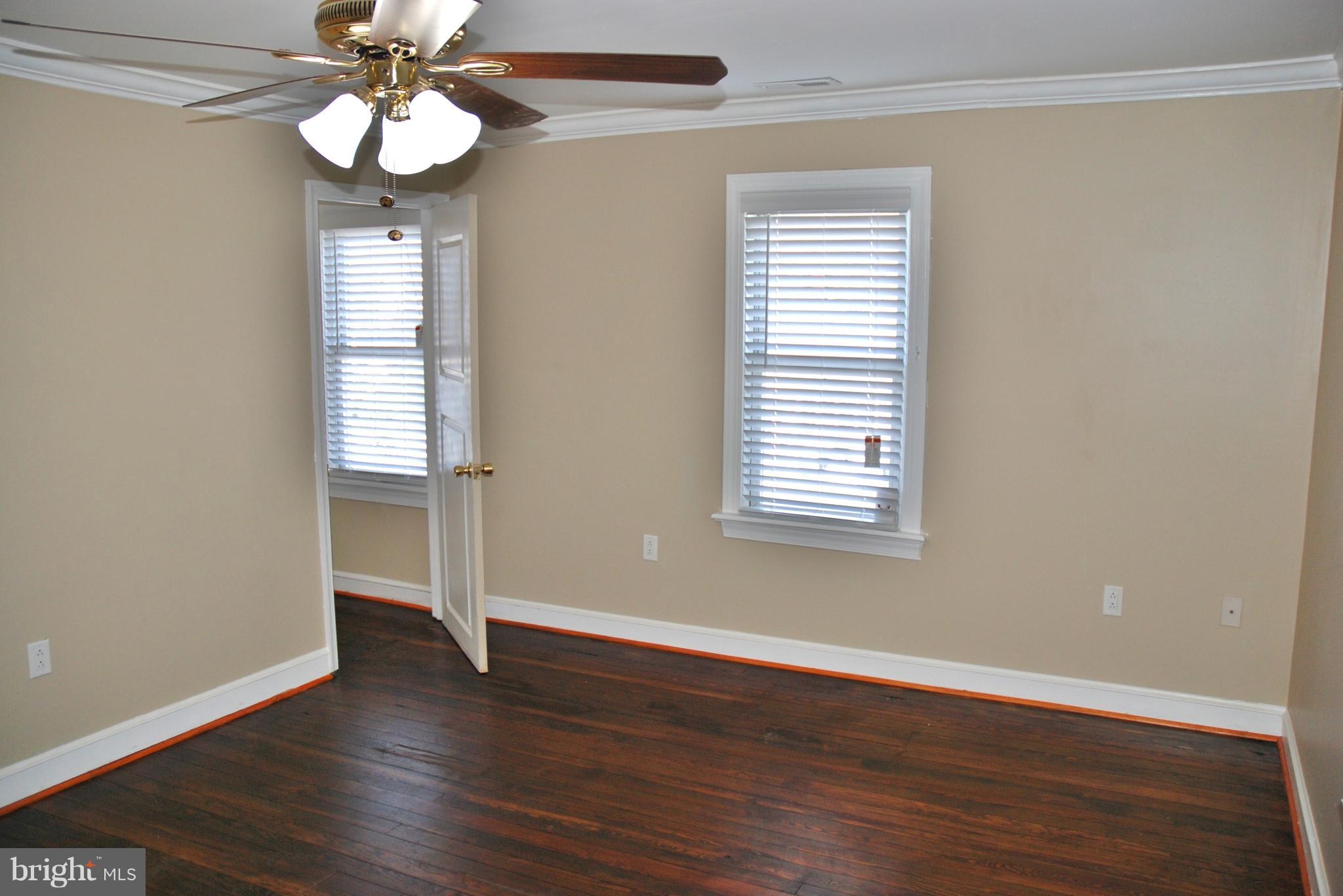 BRUNSWICK - Residential