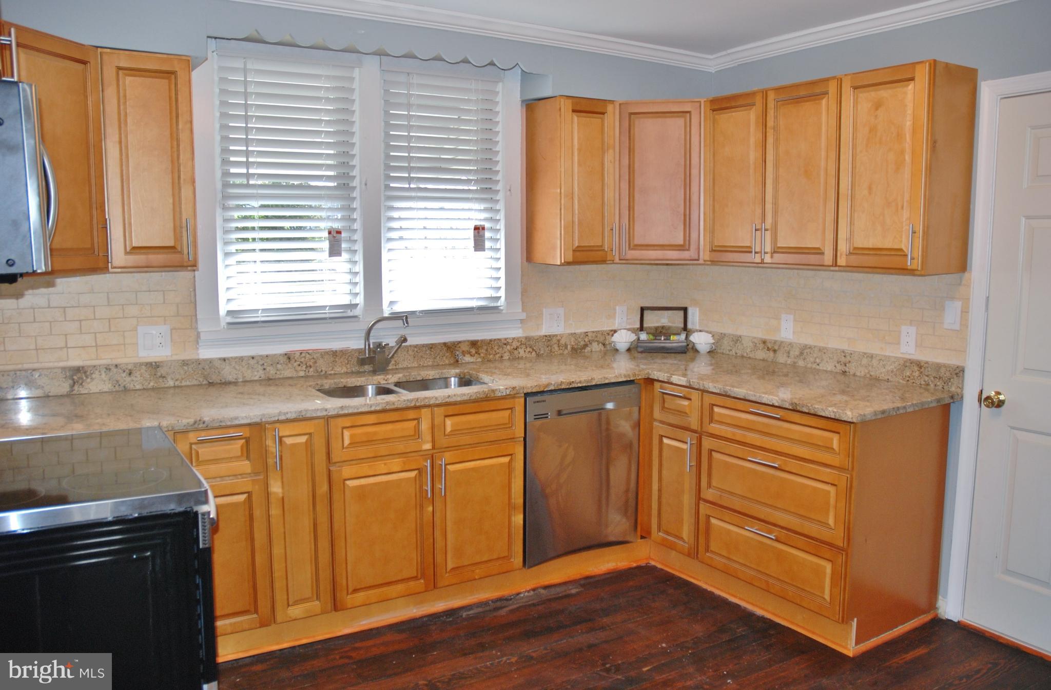 BRUNSWICK - Residential