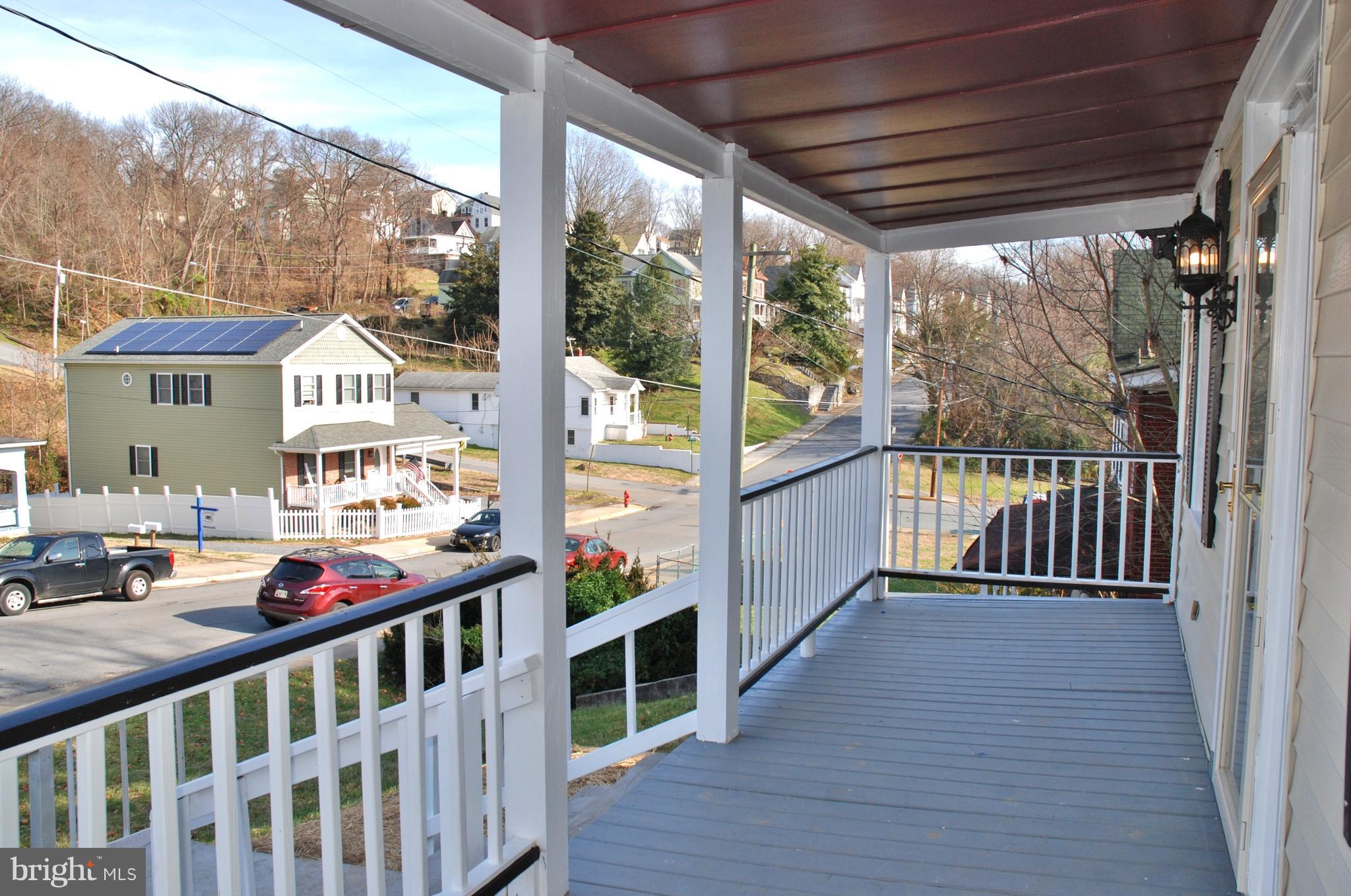 BRUNSWICK - Residential