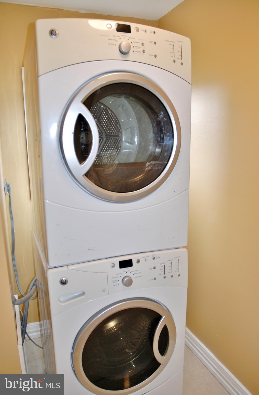 BRUNSWICK - Residential