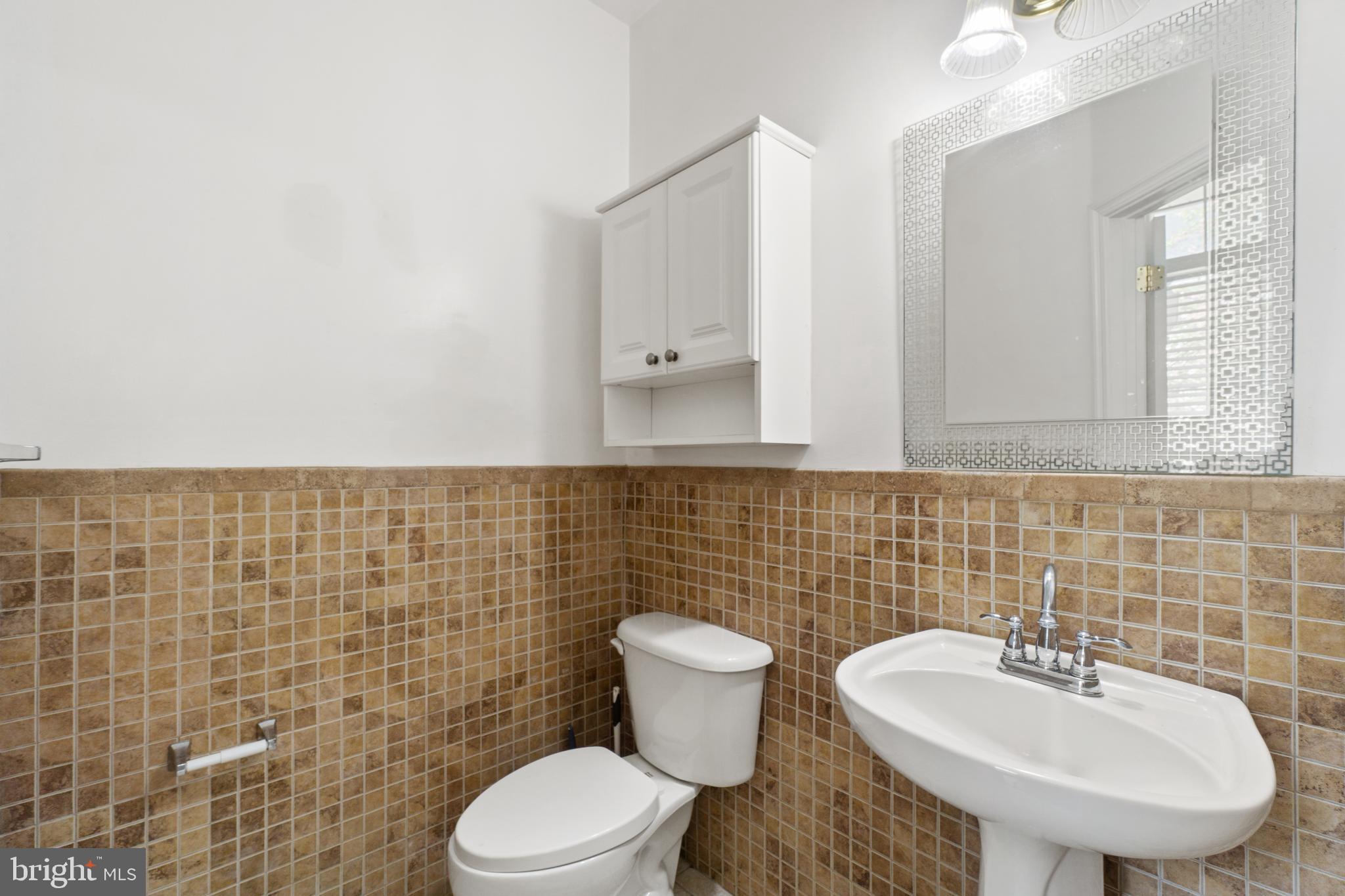 RIVER HILL - Residential Lease