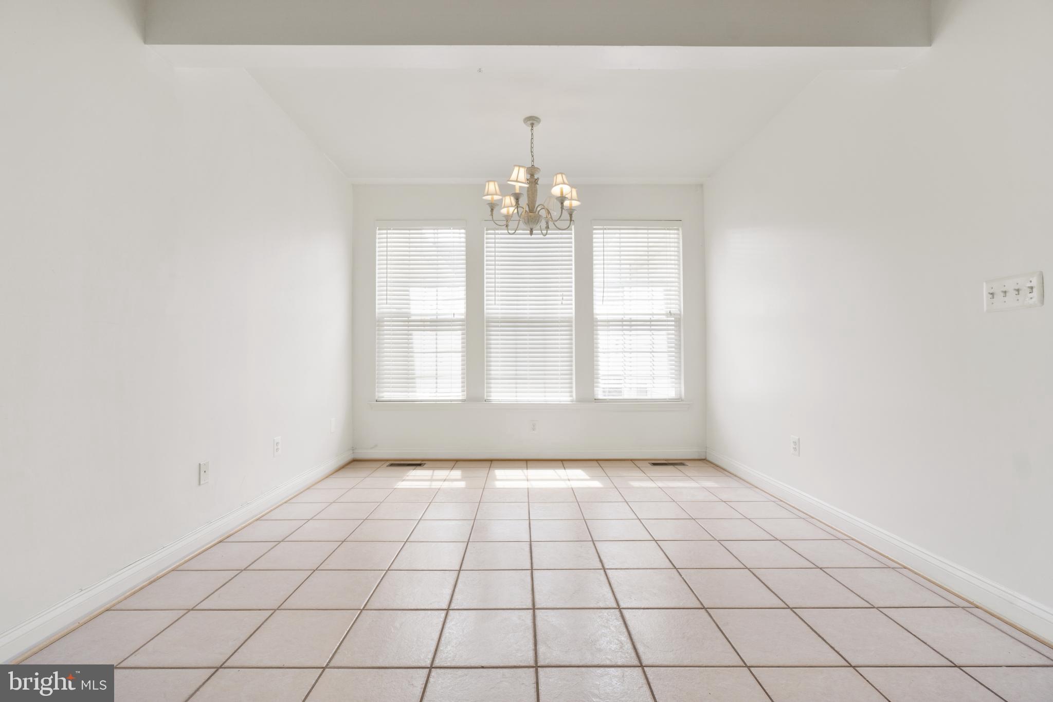 RIVER HILL - Residential Lease