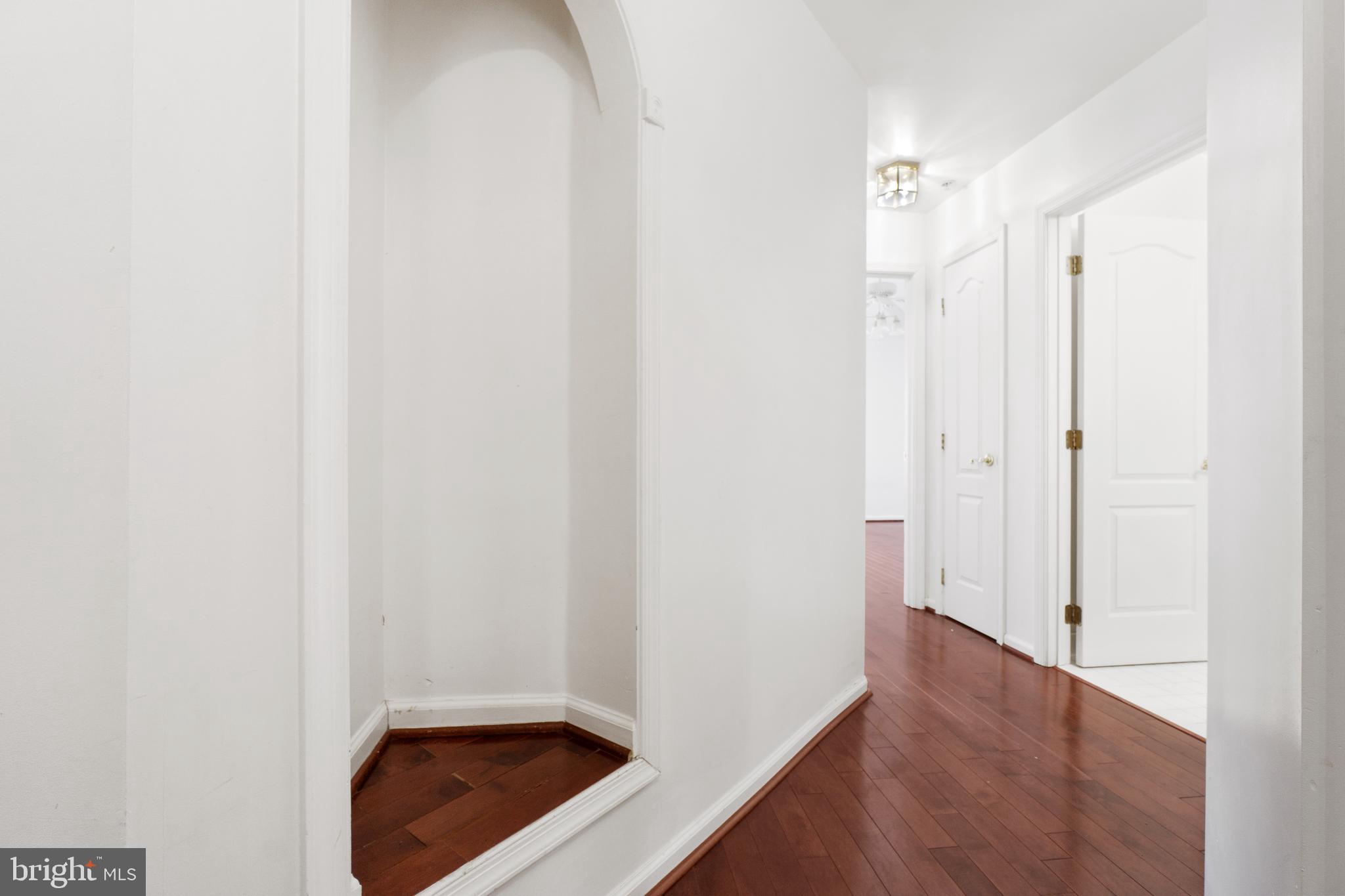 RIVER HILL - Residential Lease