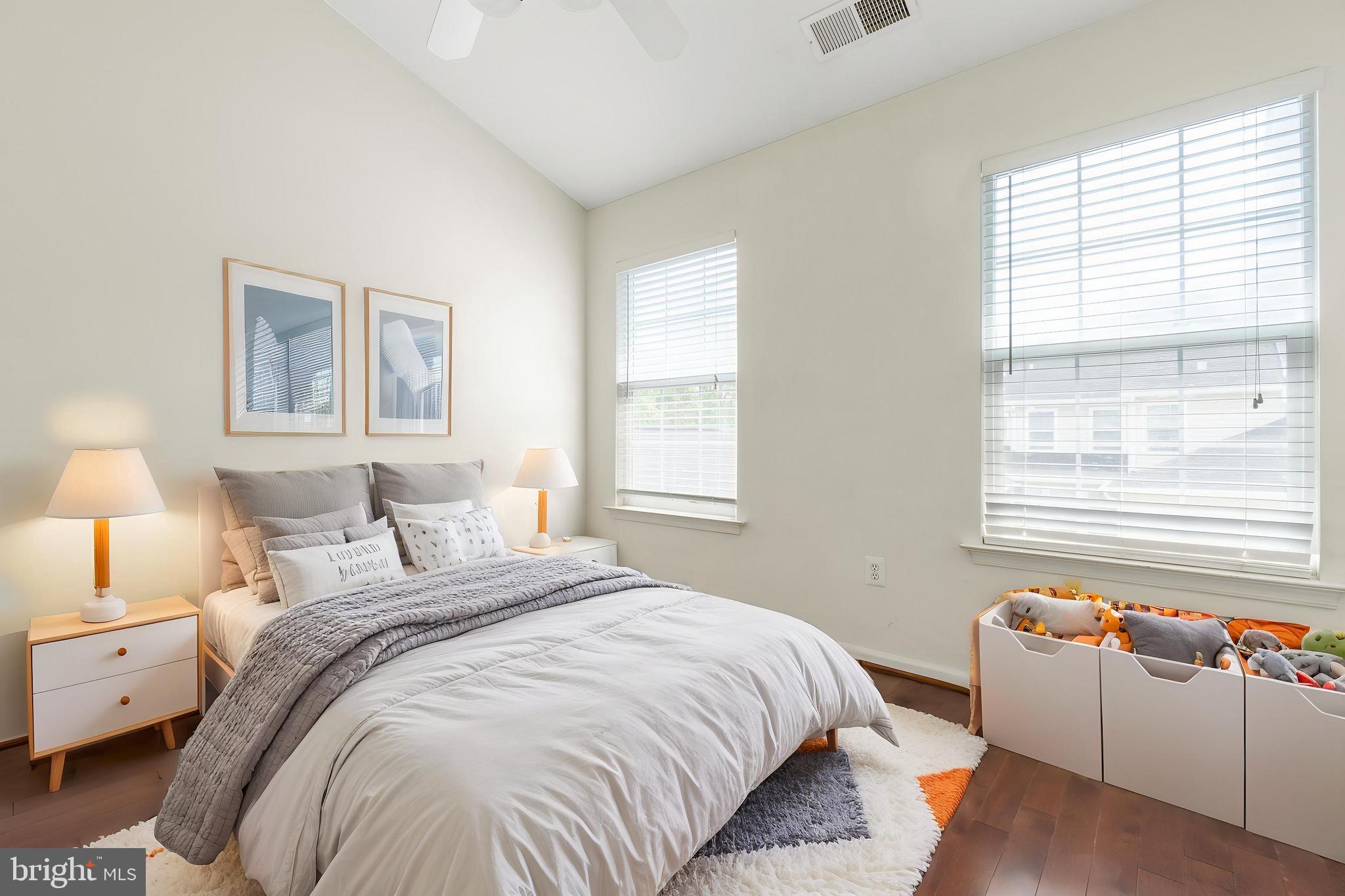 RIVER HILL - Residential Lease