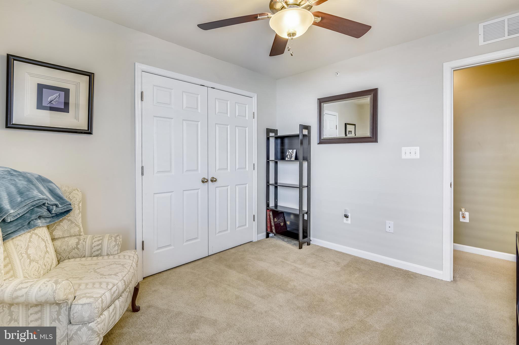 EAGLES POINTE - Residential