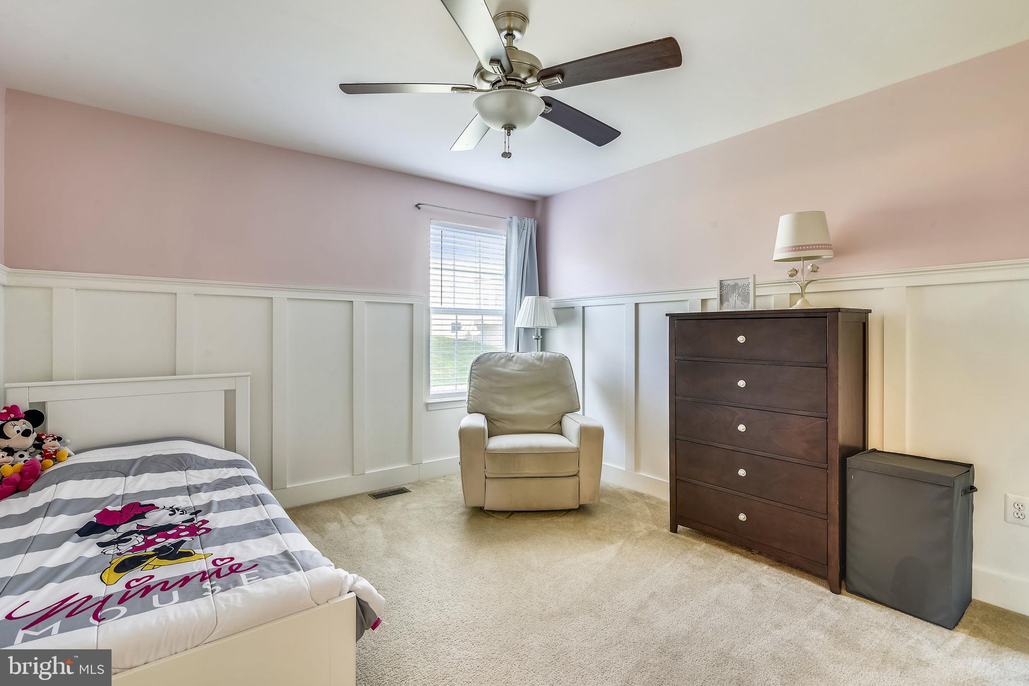 EAGLES POINTE - Residential