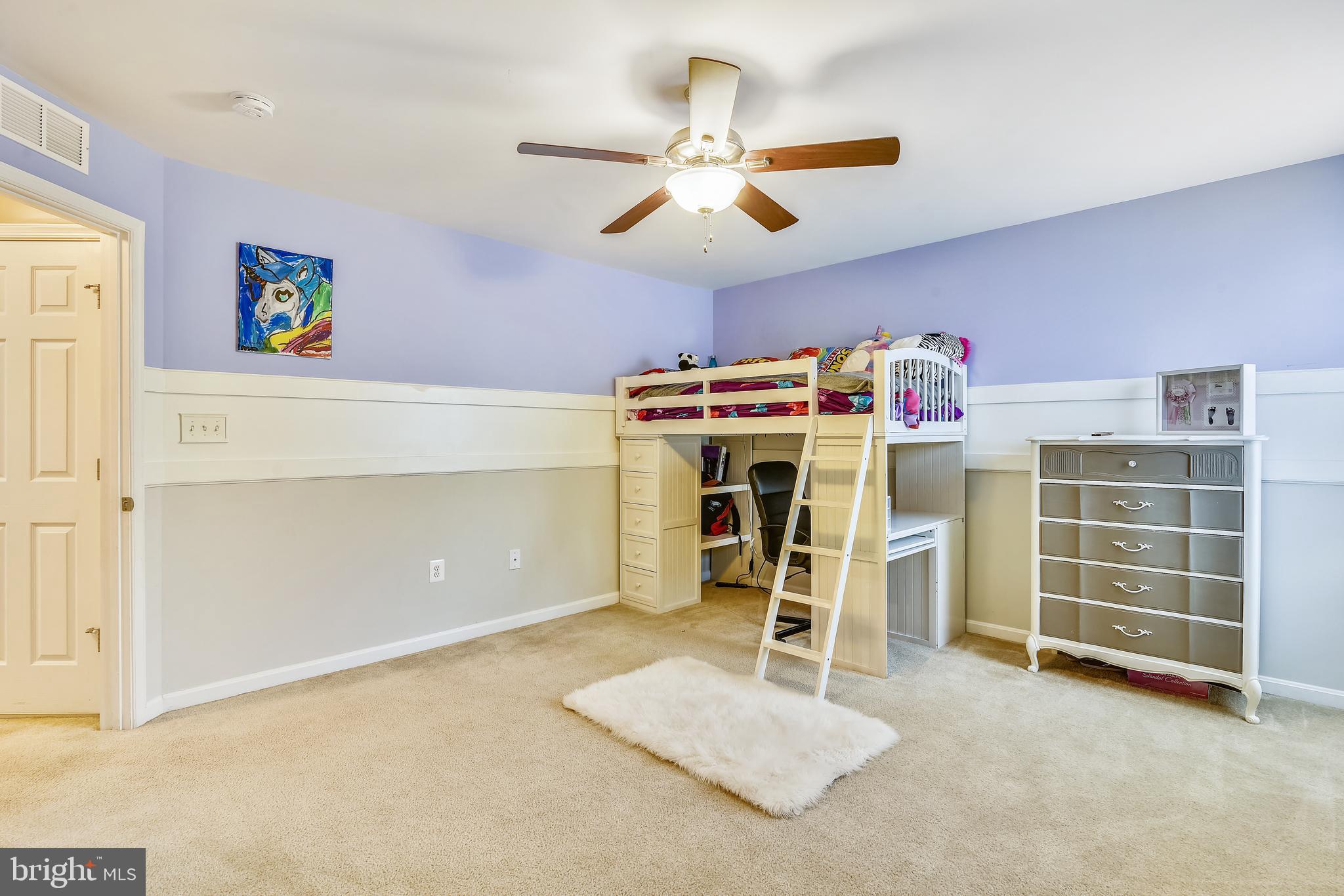 EAGLES POINTE - Residential