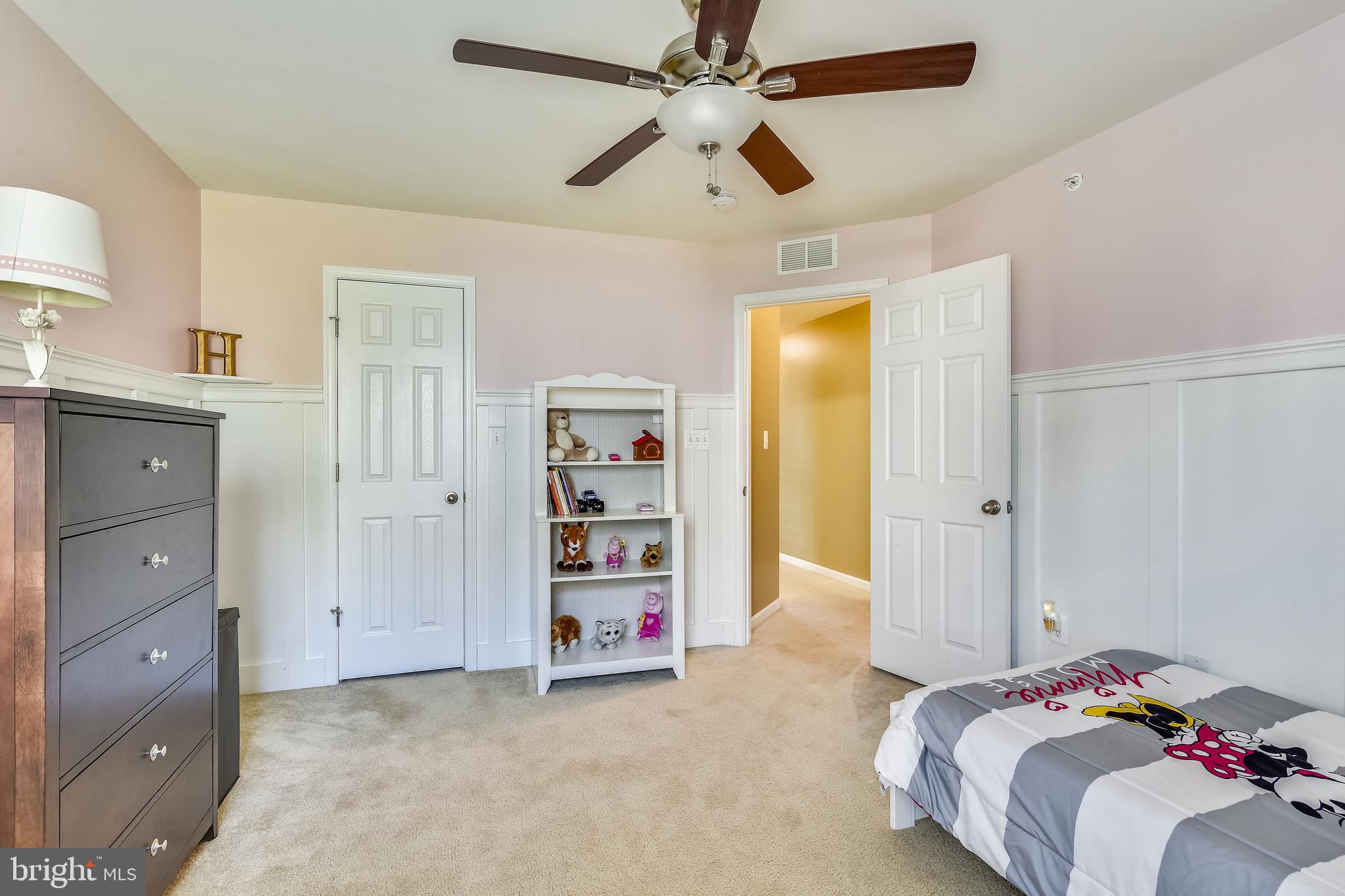 EAGLES POINTE - Residential