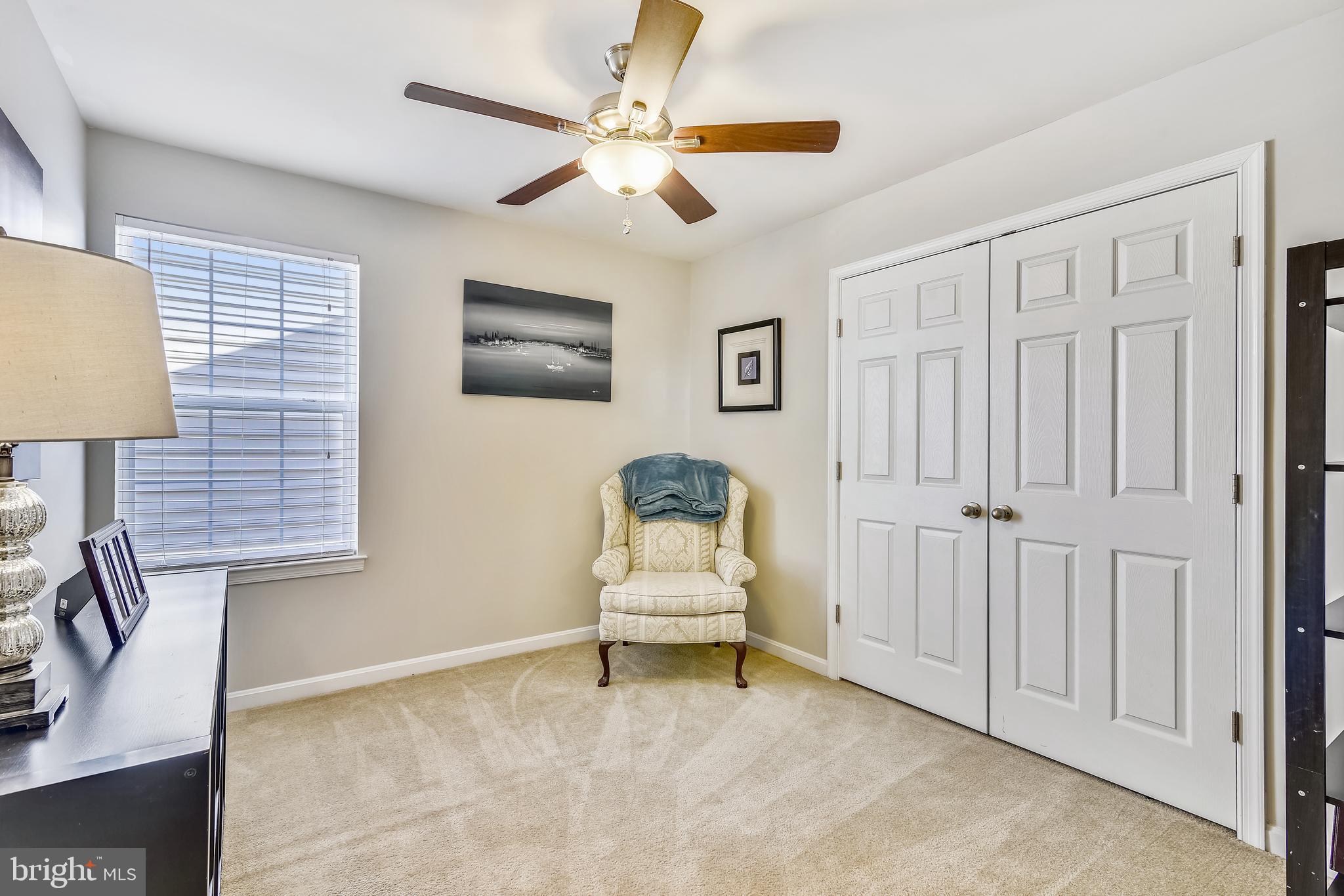 EAGLES POINTE - Residential